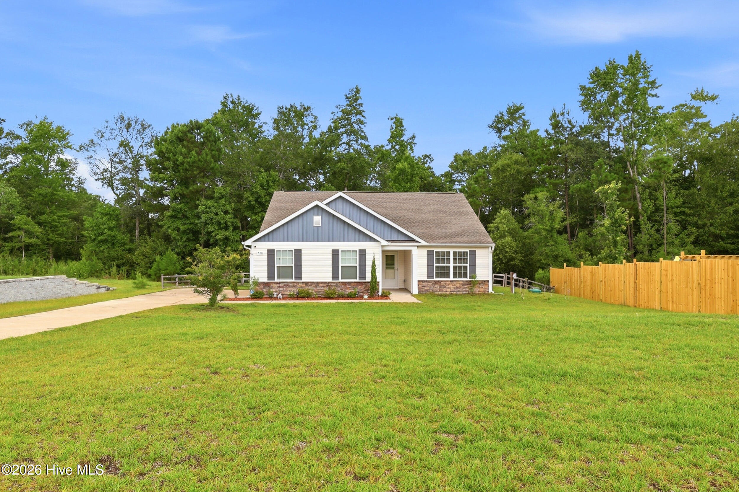 530 Poppleton Drive Property Photo 4