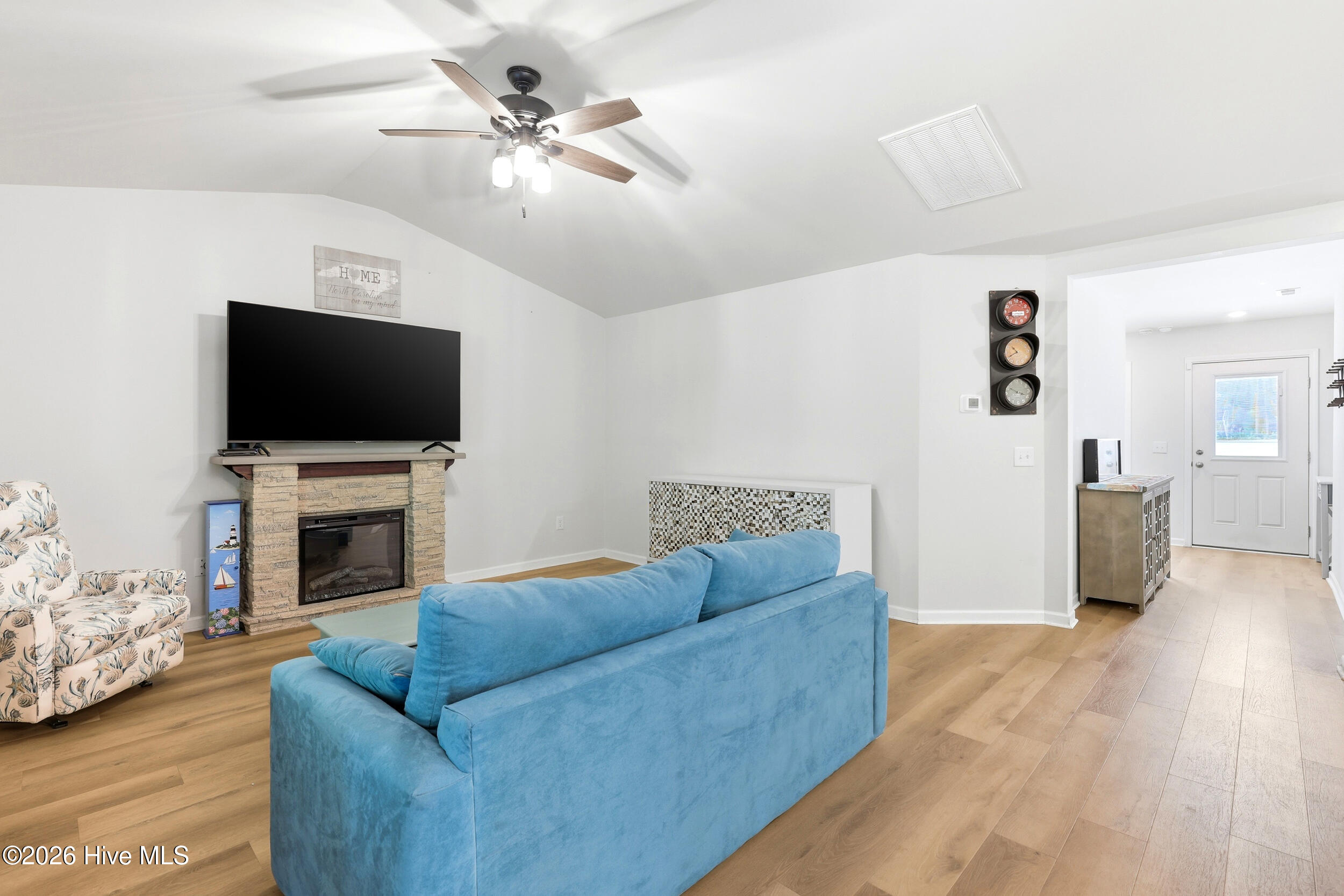 530 Poppleton Drive Property Photo 8