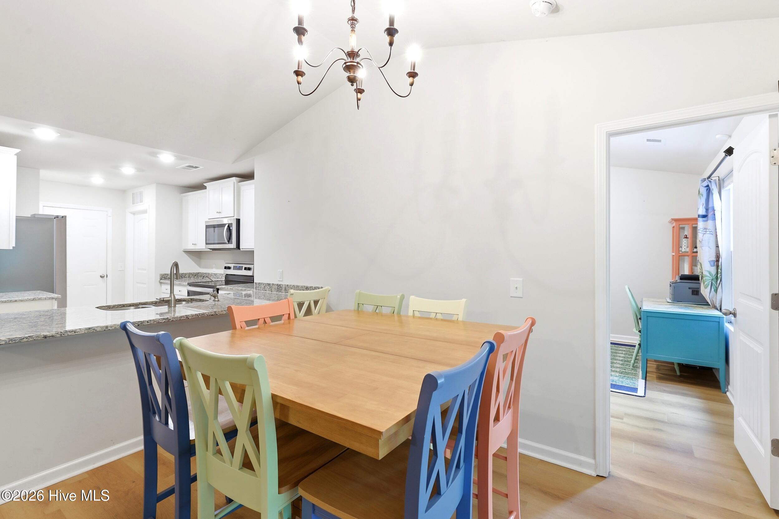 530 Poppleton Drive Property Photo 16