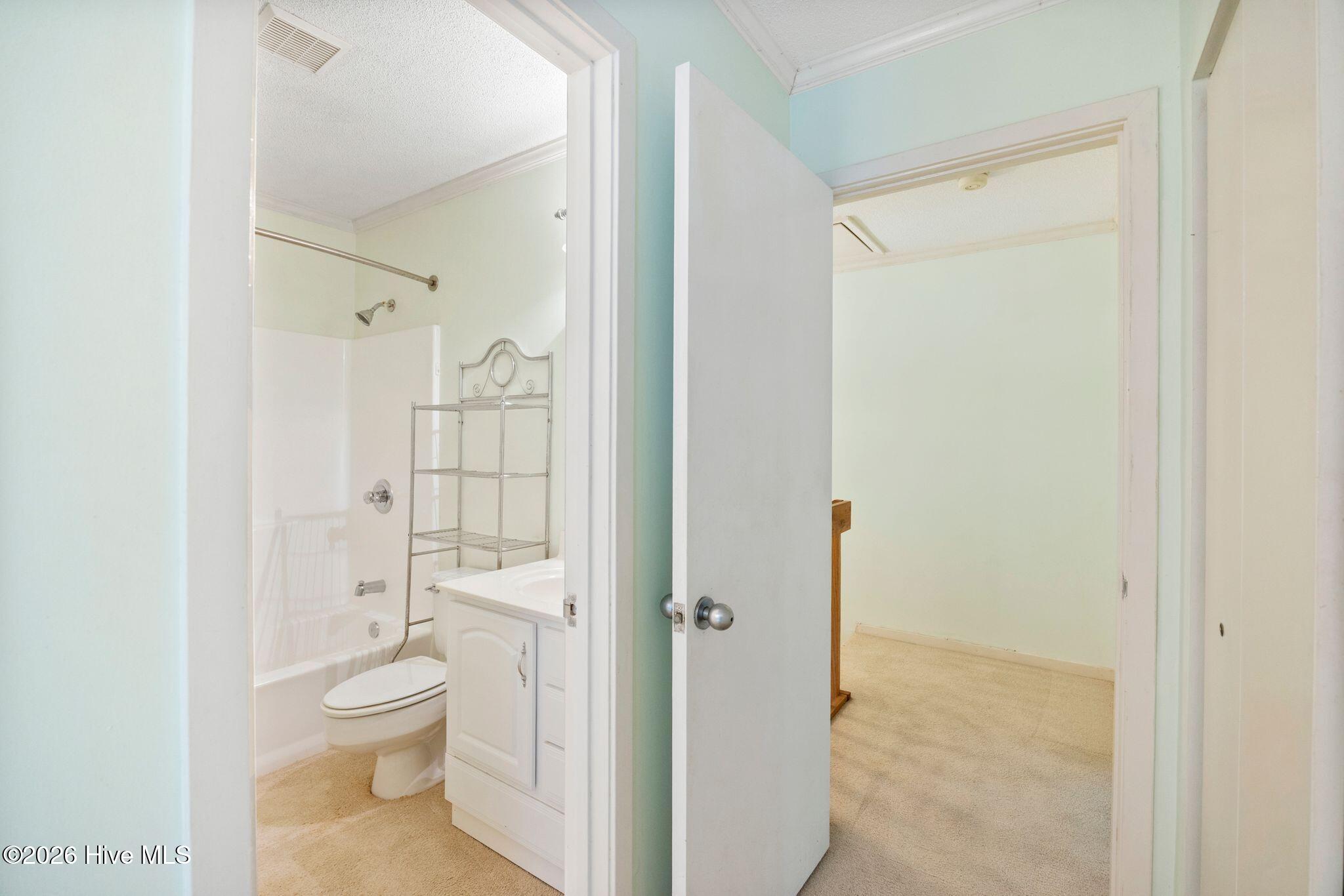 2029 Albert Circle Property Photo 23