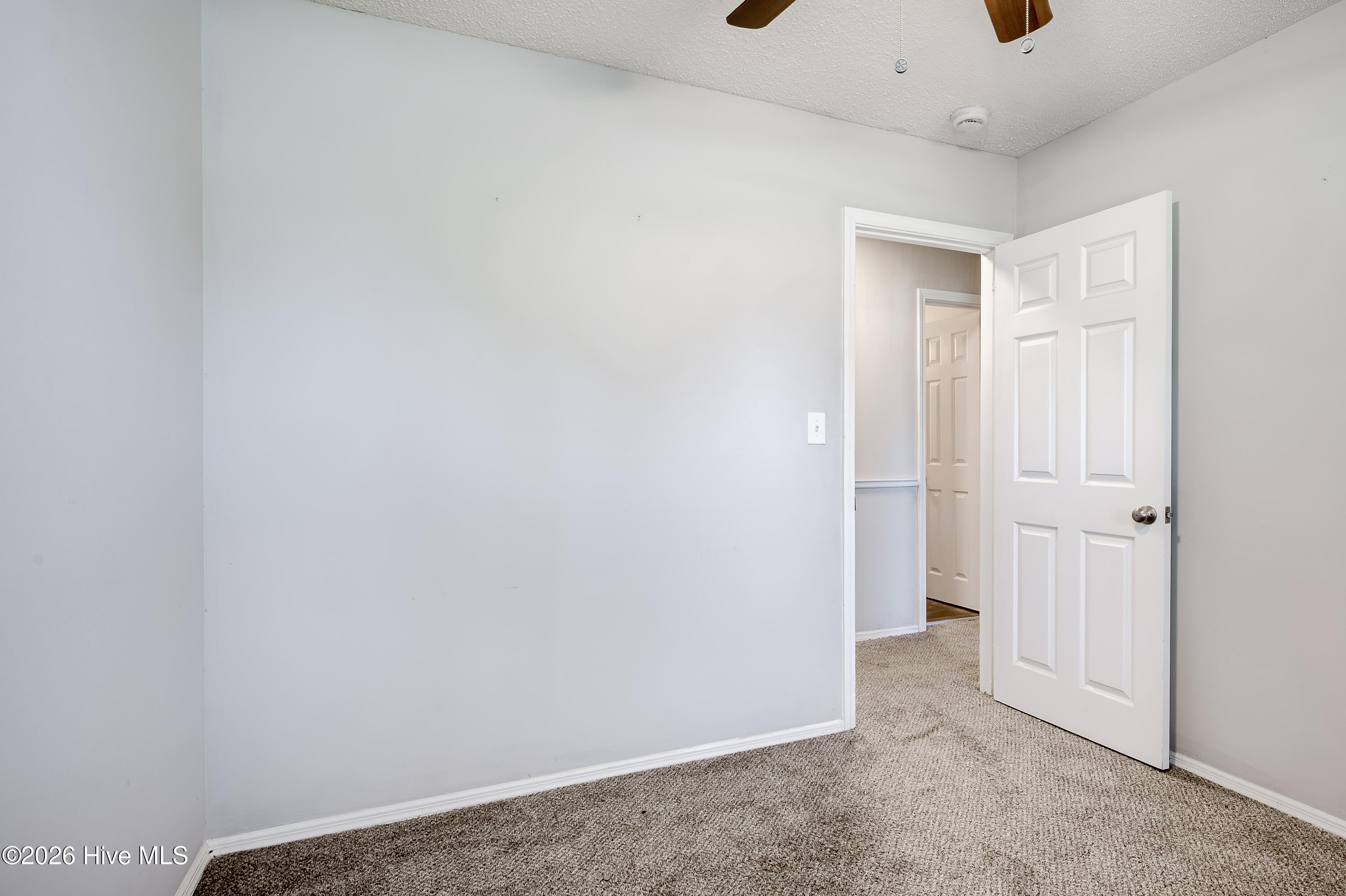 2107 Faircrest Avenue A Property Photo 9