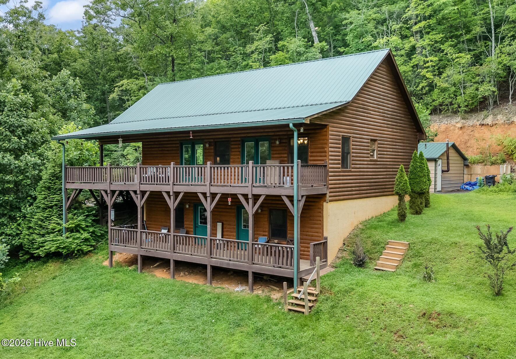 380 Bear Trail Property Photo 2