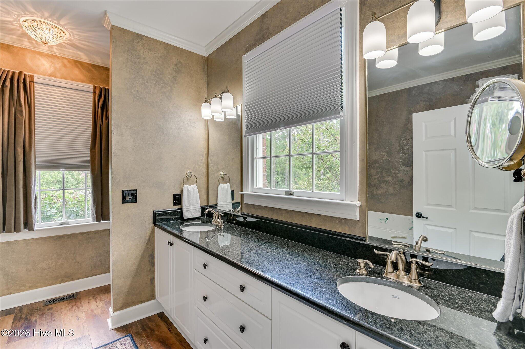 335 Crown Point Property Photo 51
