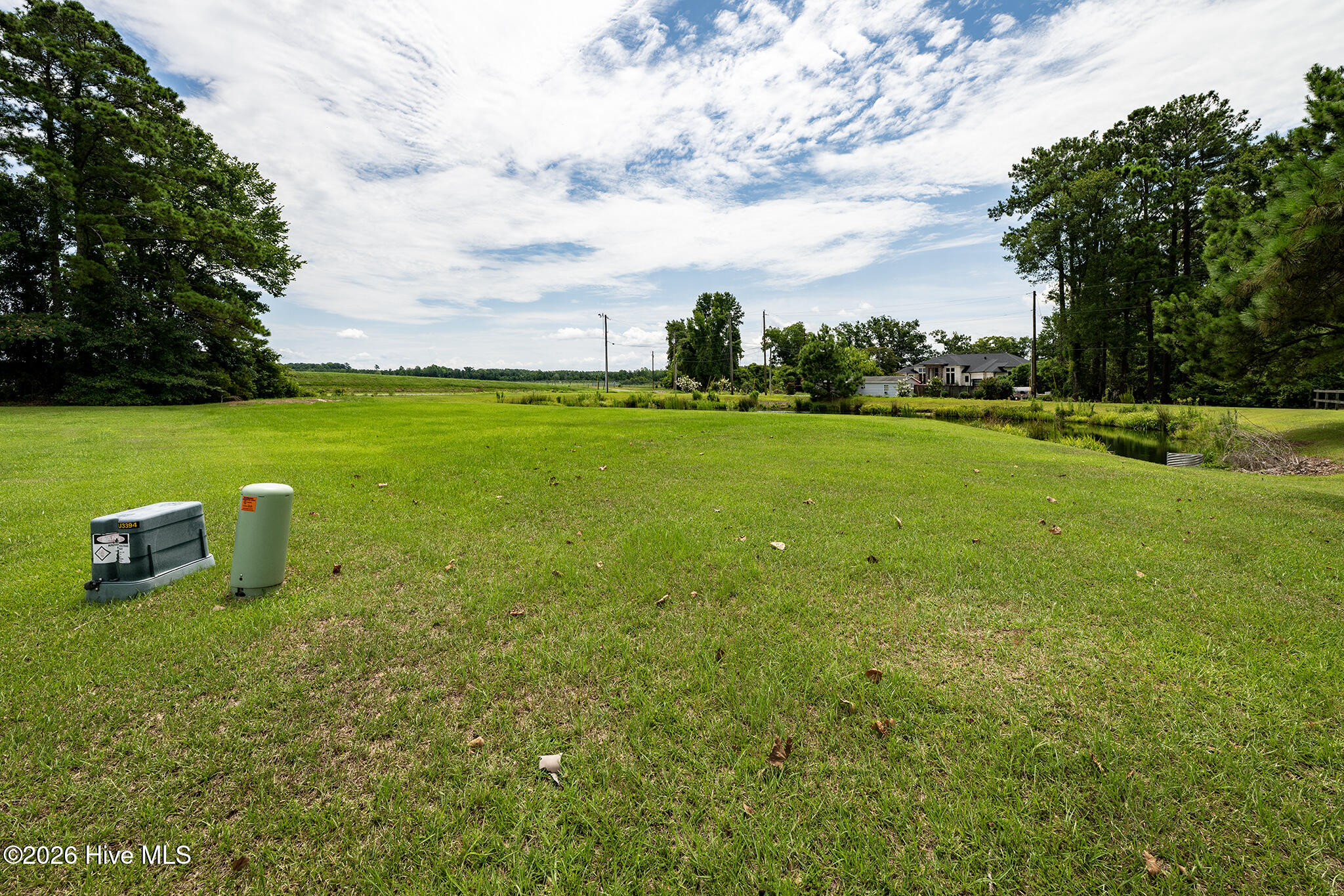 218 Shoreview Drive Property Photo 2