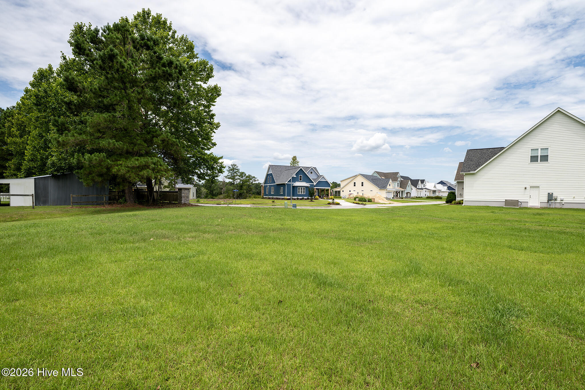 218 Shoreview Drive Property Photo 9