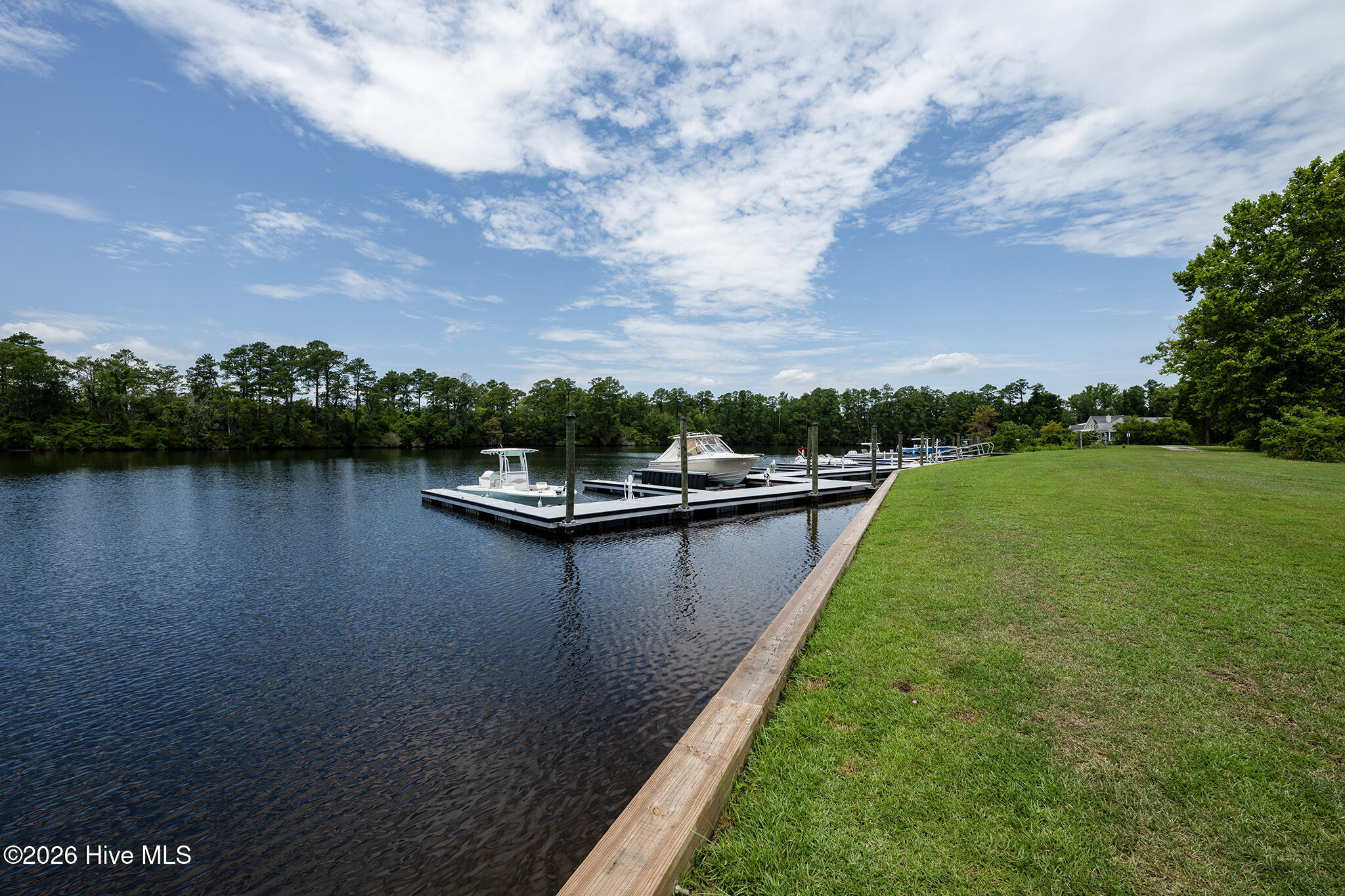 218 Shoreview Drive Property Photo 16