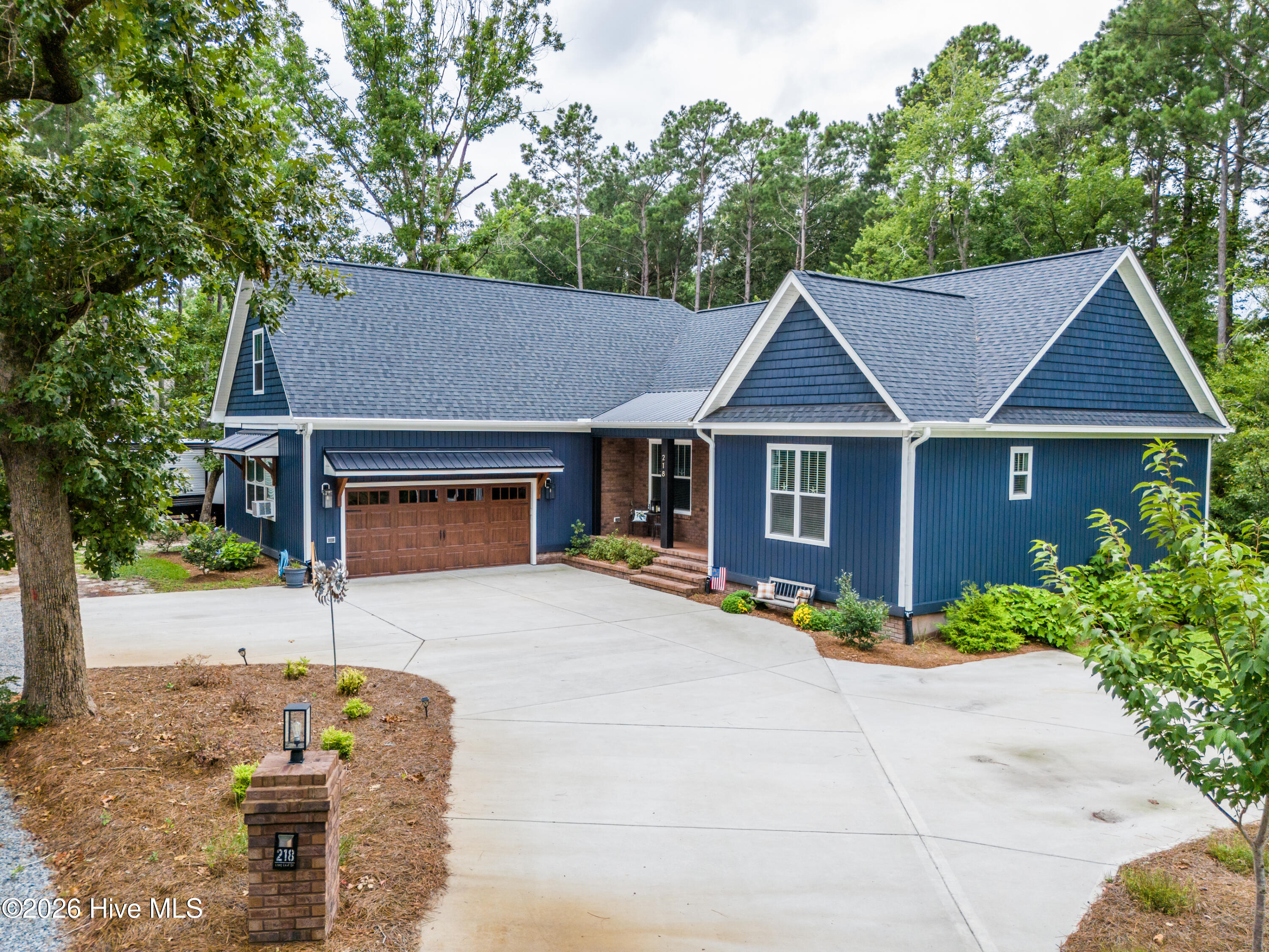 218 Long Leaf Drive Property Photo 1