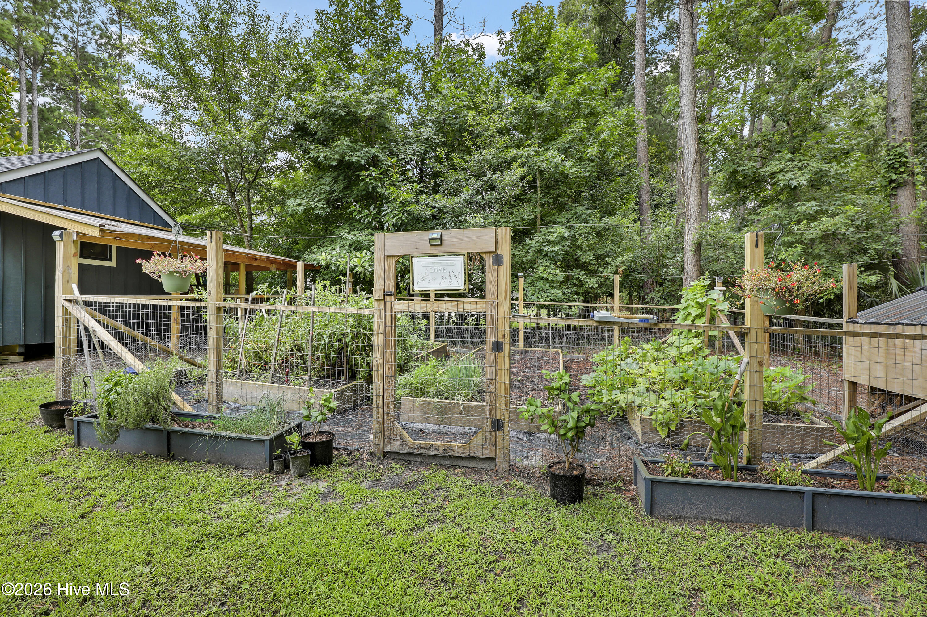 218 Long Leaf Drive Property Photo 48
