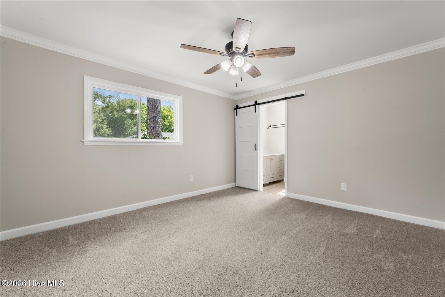 1894 Neptune Drive Property Photo 10