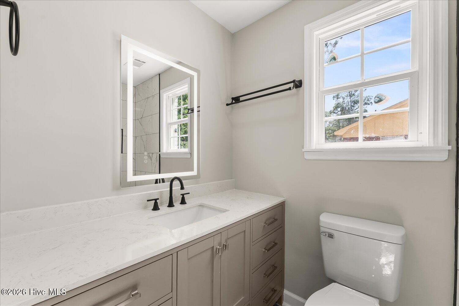 1894 Neptune Drive Property Photo 13