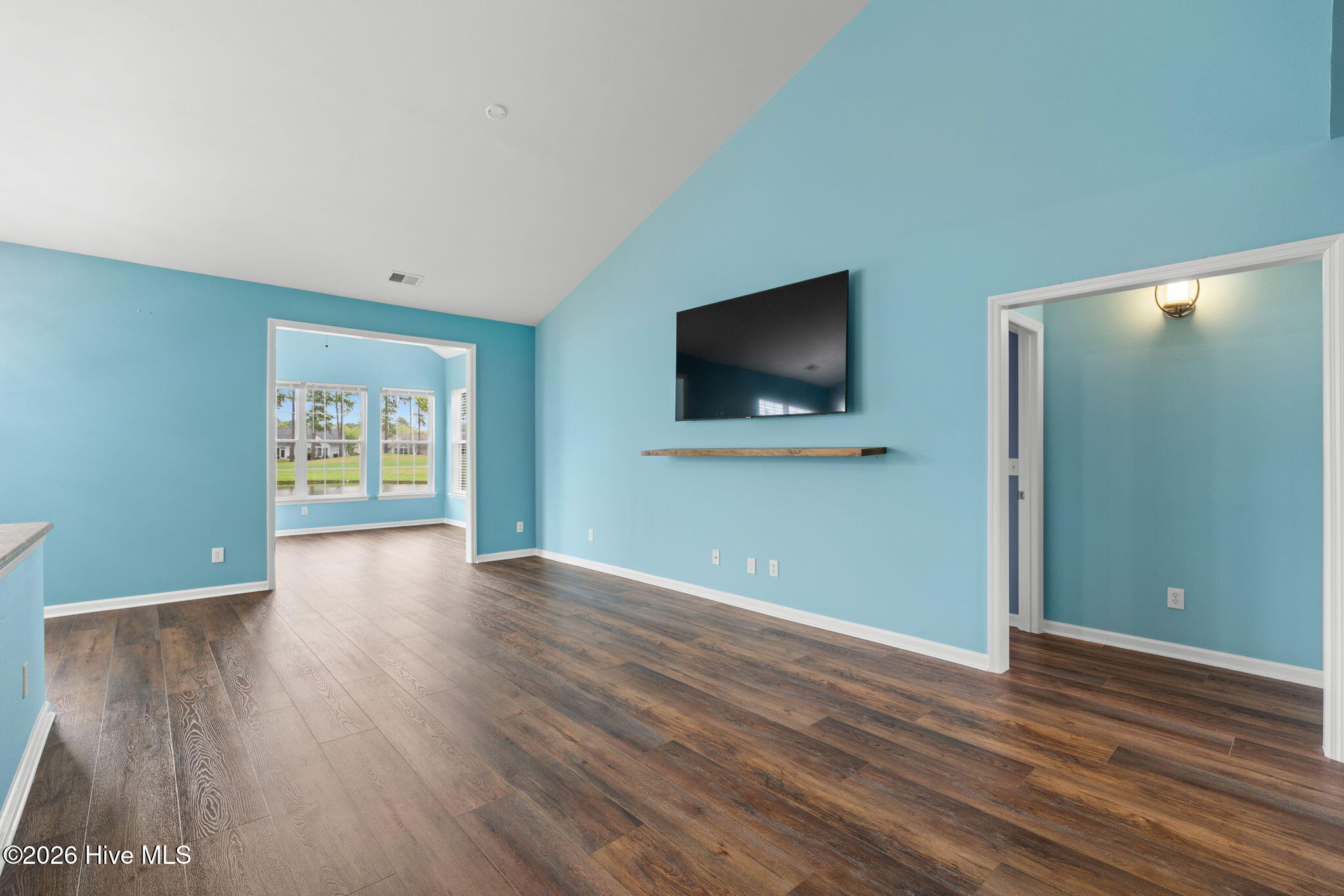 7572 Dunbar Drive Sw Property Photo 7