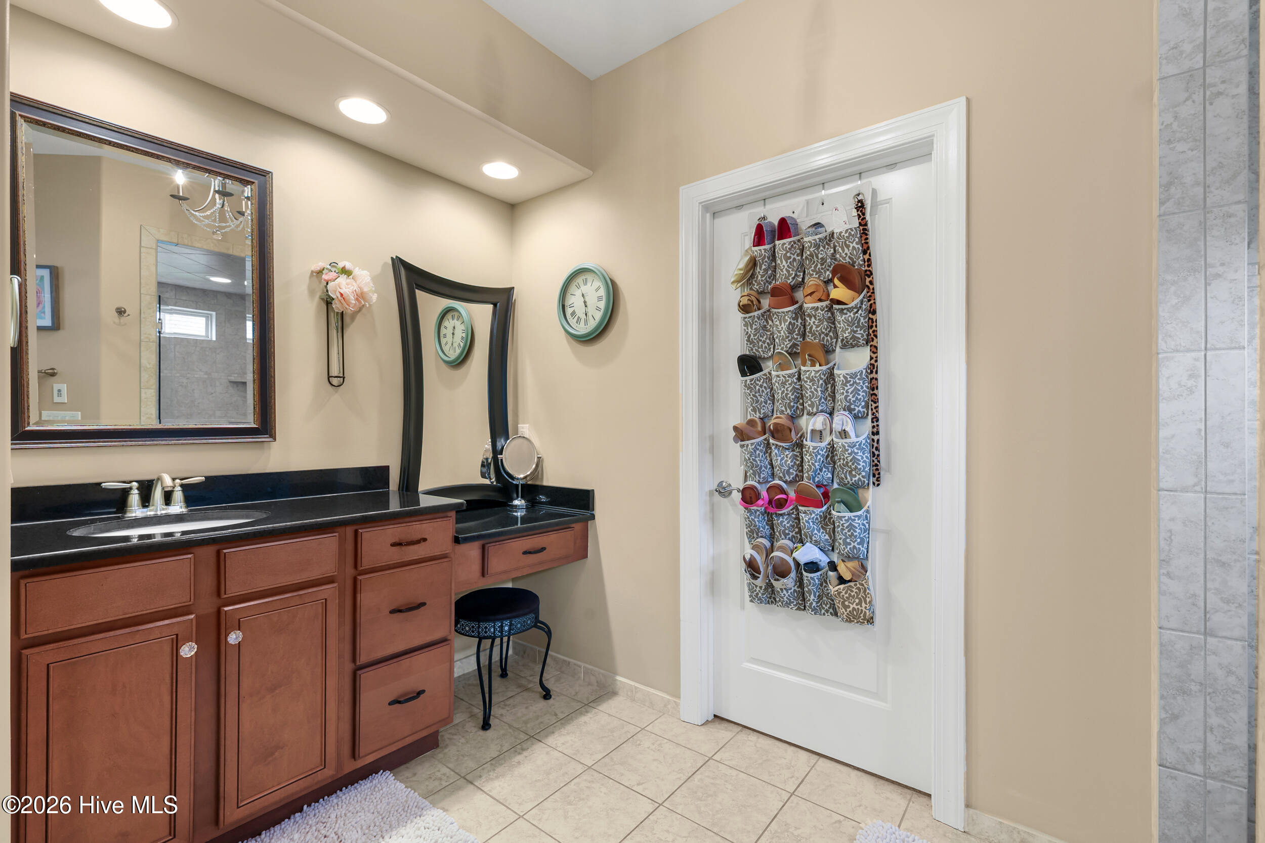 1324 Garden Springs Court Property Photo 27