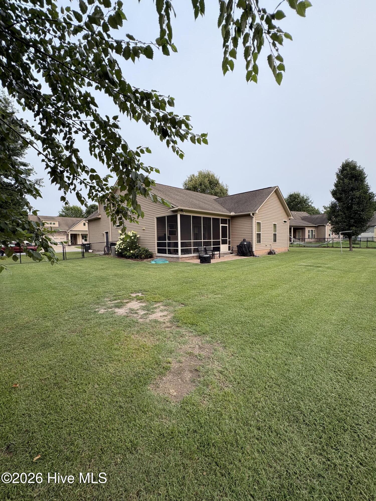 135 Dean Drive Property Photo 9