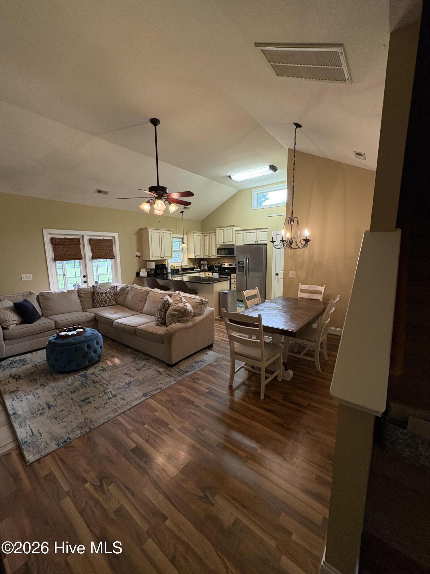 135 Dean Drive Property Photo 14