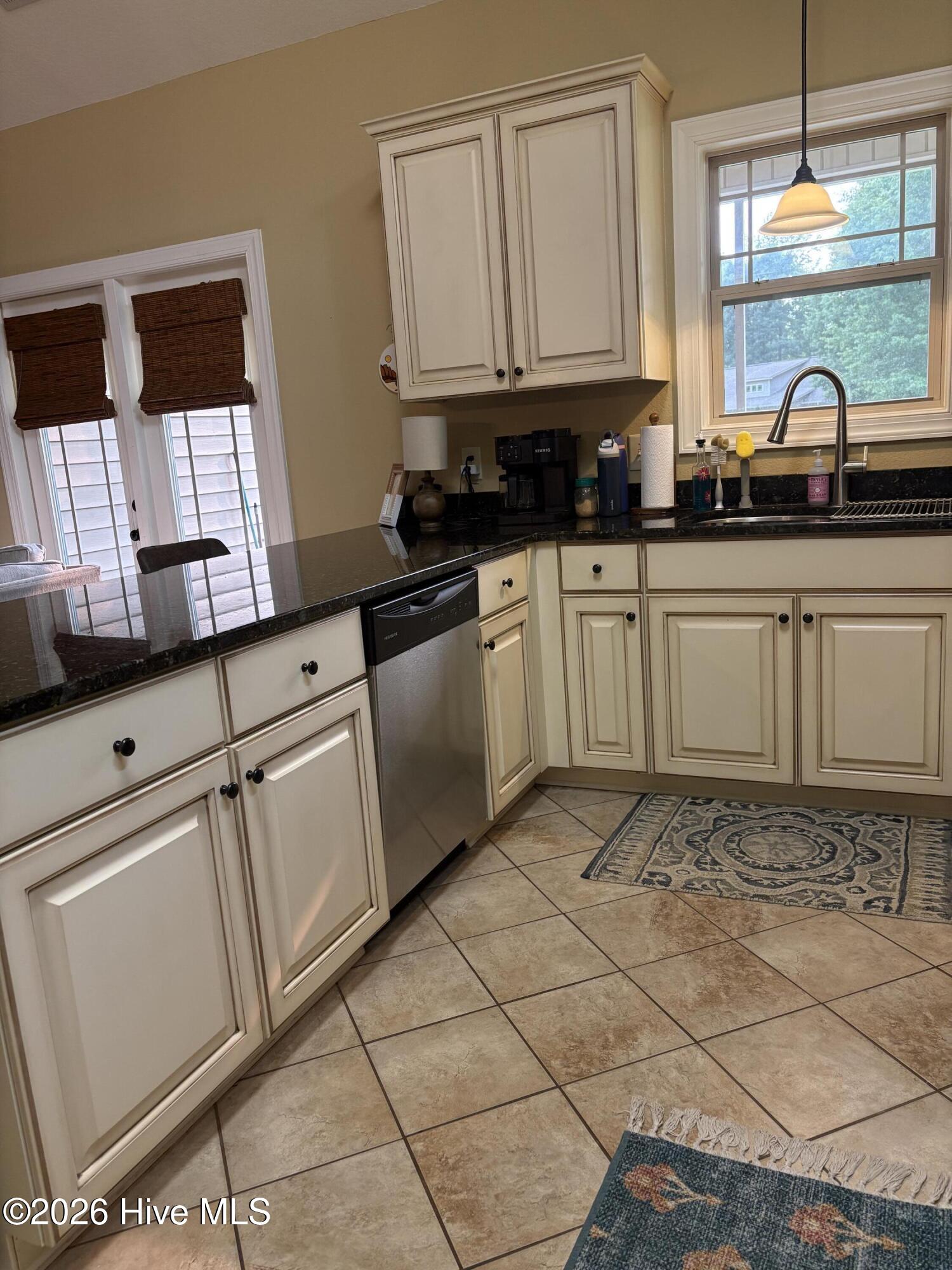 135 Dean Drive Property Photo 19
