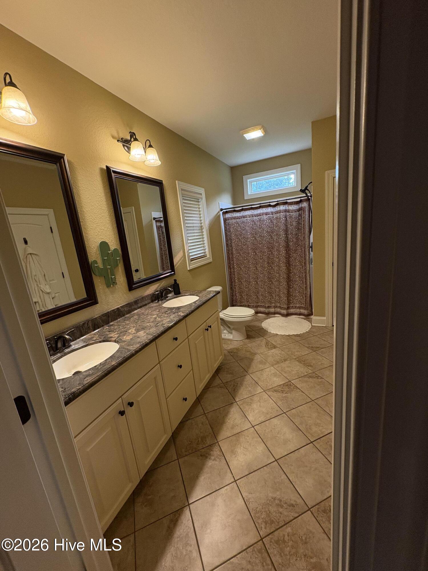 135 Dean Drive Property Photo 27