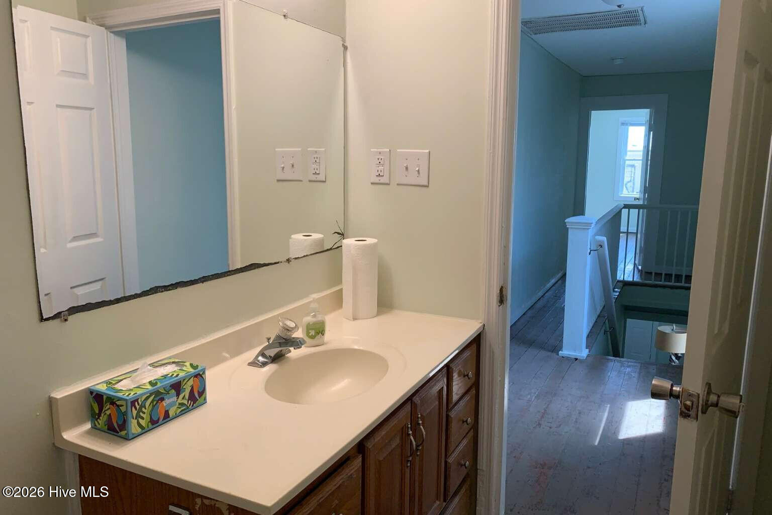 855 Pasteur Street Property Photo 20