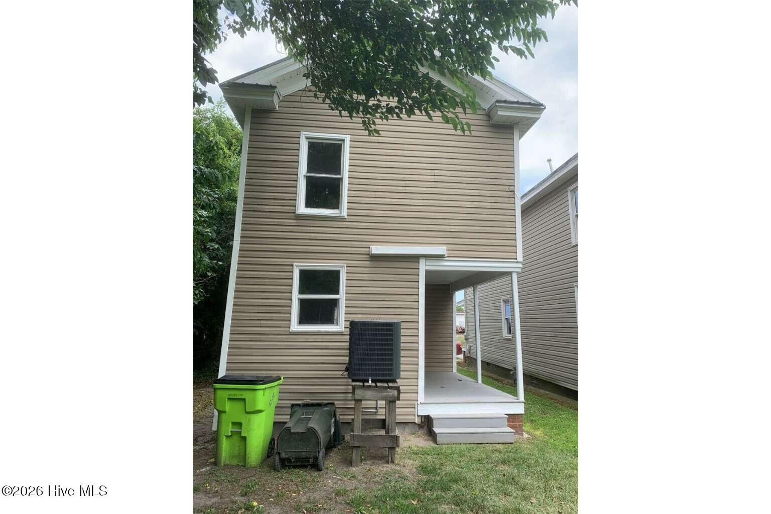 855 Pasteur Street Property Photo 27