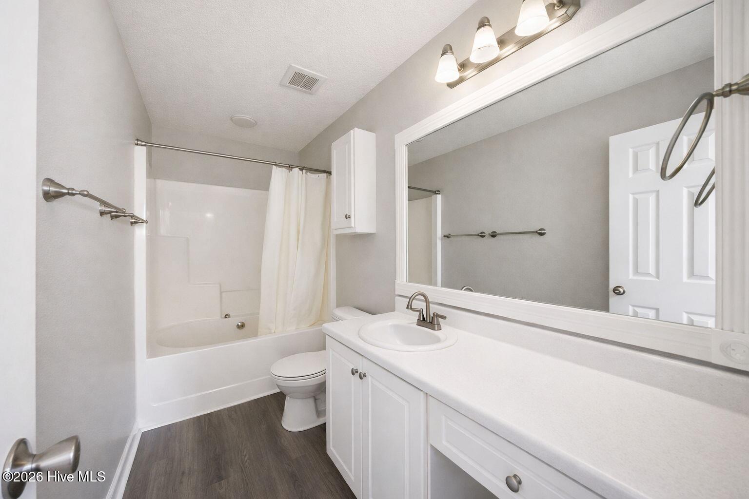 1237 Long Point Drive Property Photo 10