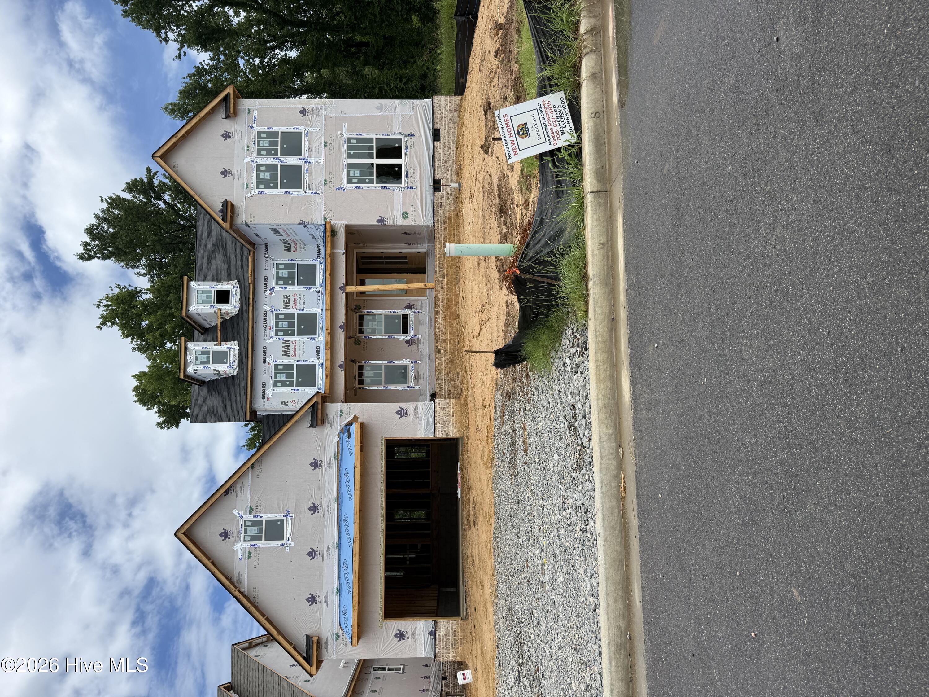 1372 Satilla Place Property Photo 2