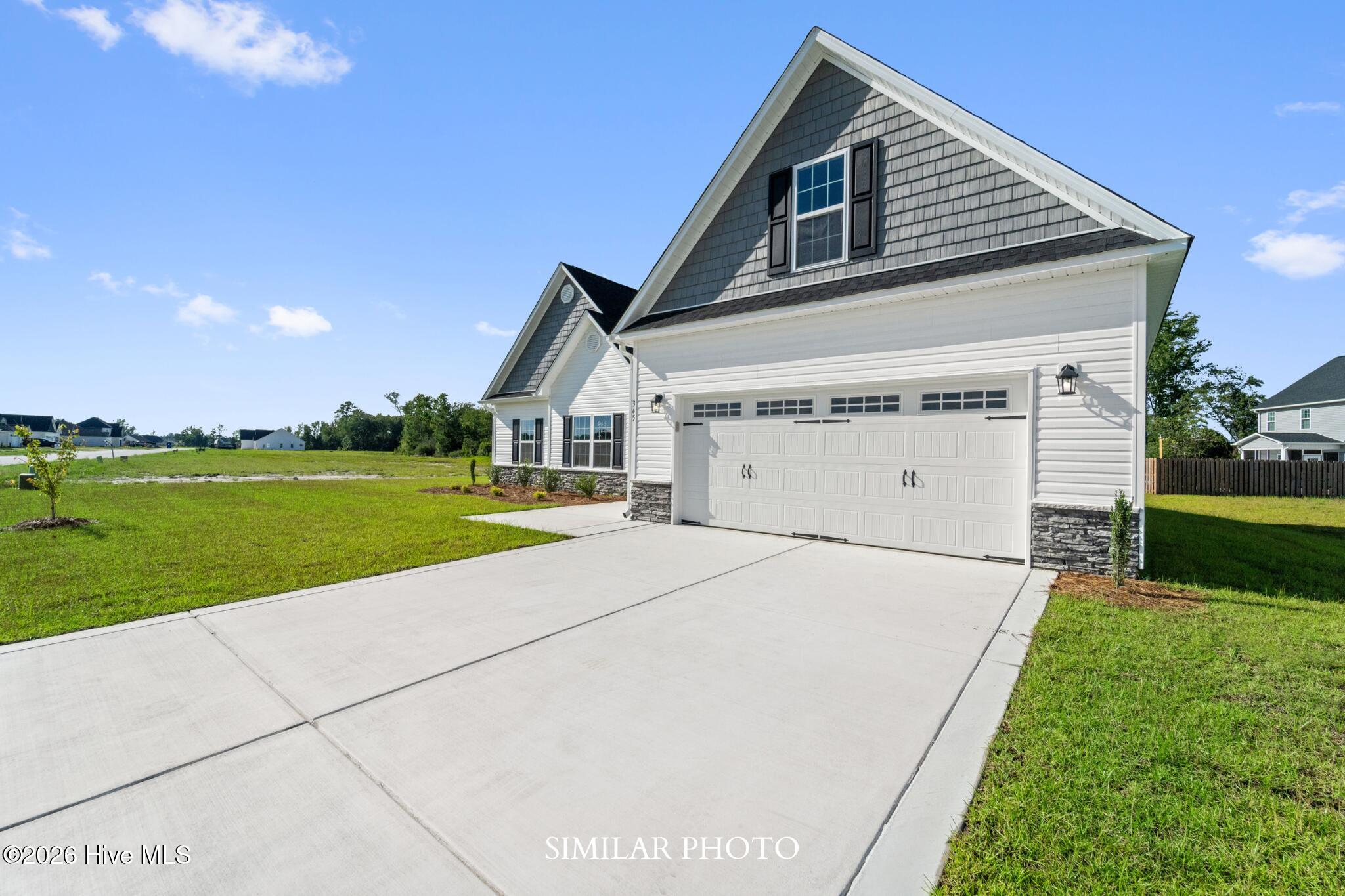 111 Twisted Vine Boulevard Property Photo 3