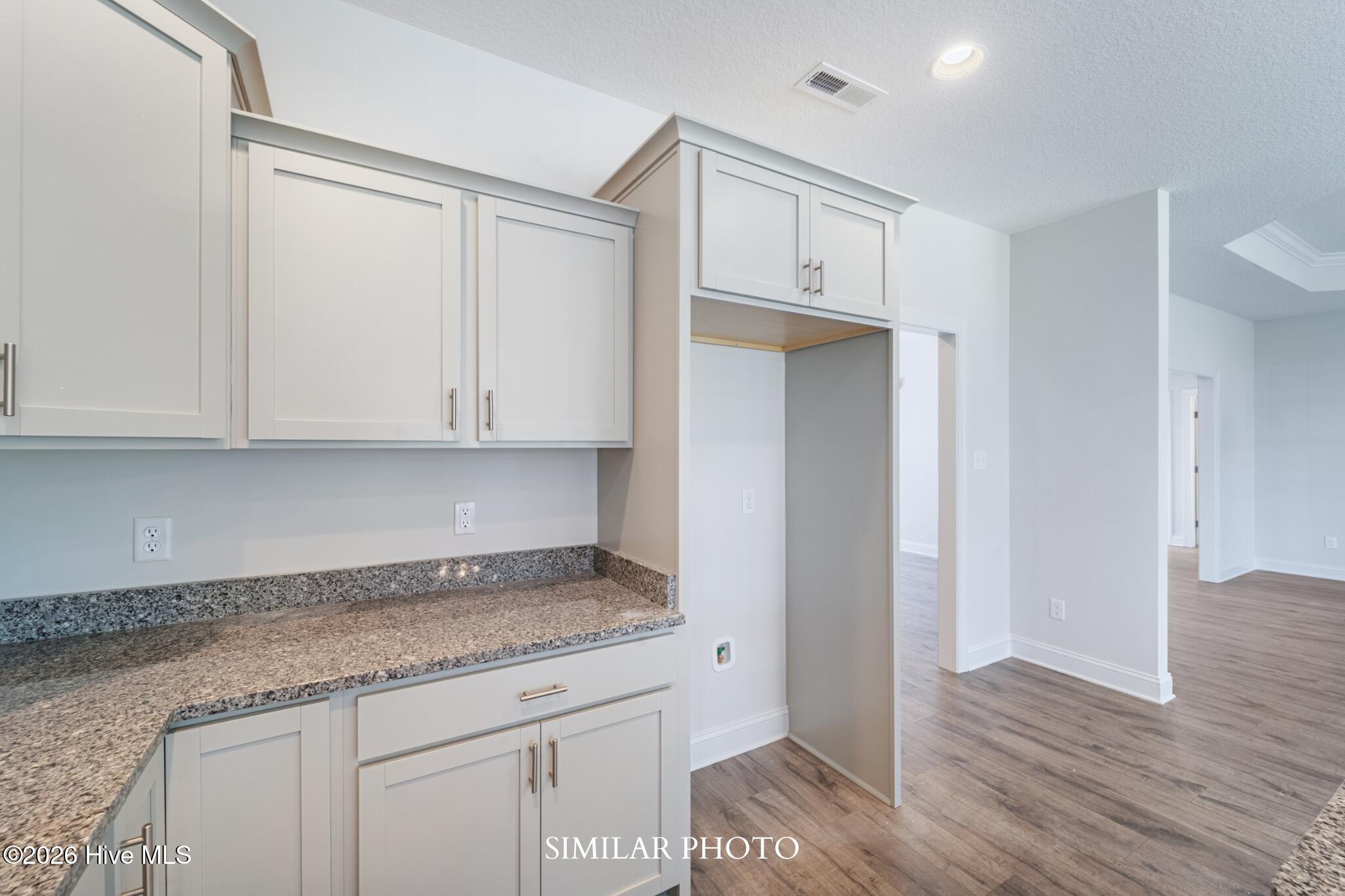 111 Twisted Vine Boulevard Property Photo 11