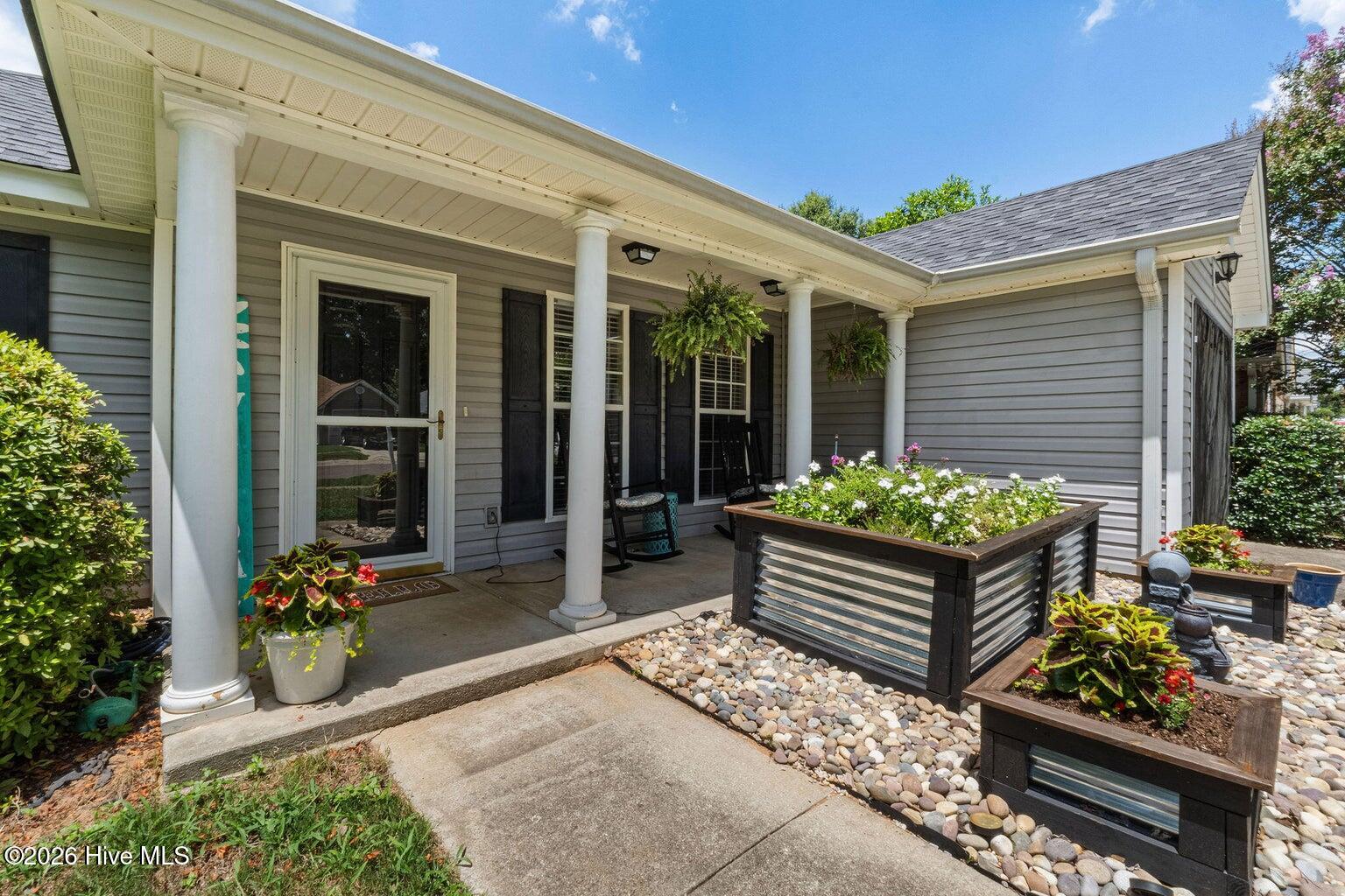 158 Oakland Drive Property Photo 3