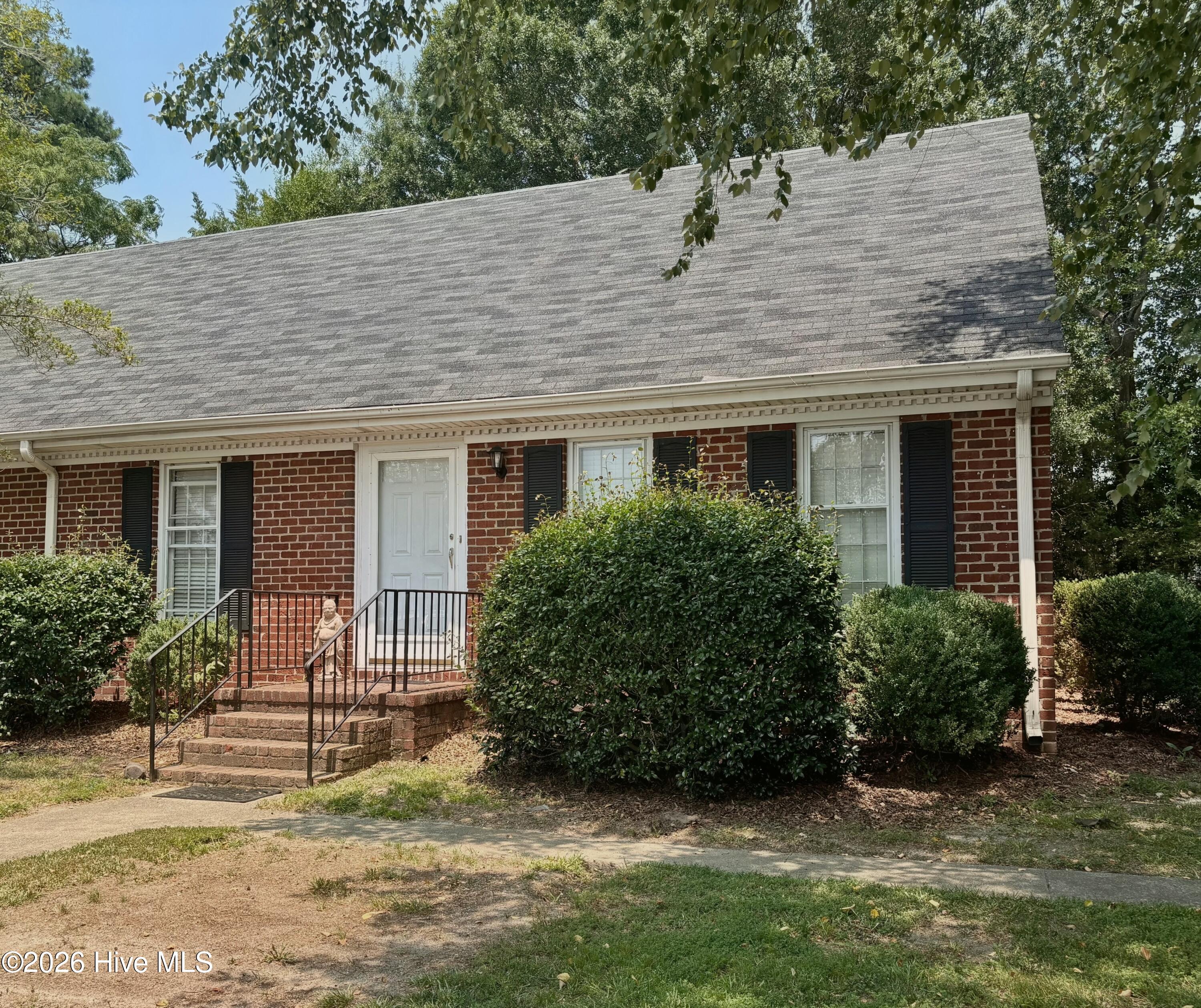 2249 Nash Place N Property Photo 1