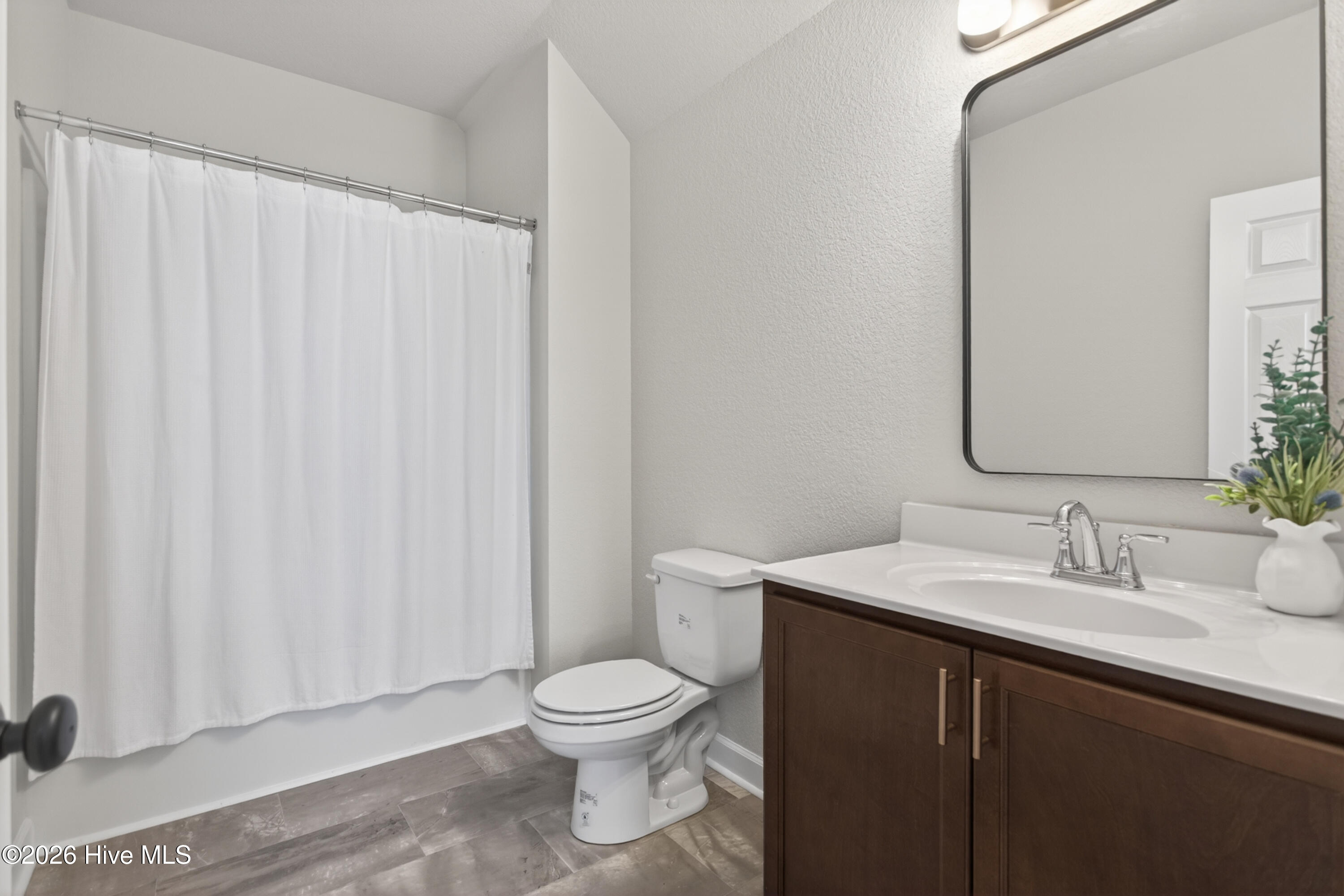 214 Little Acorn Trail Property Photo 33