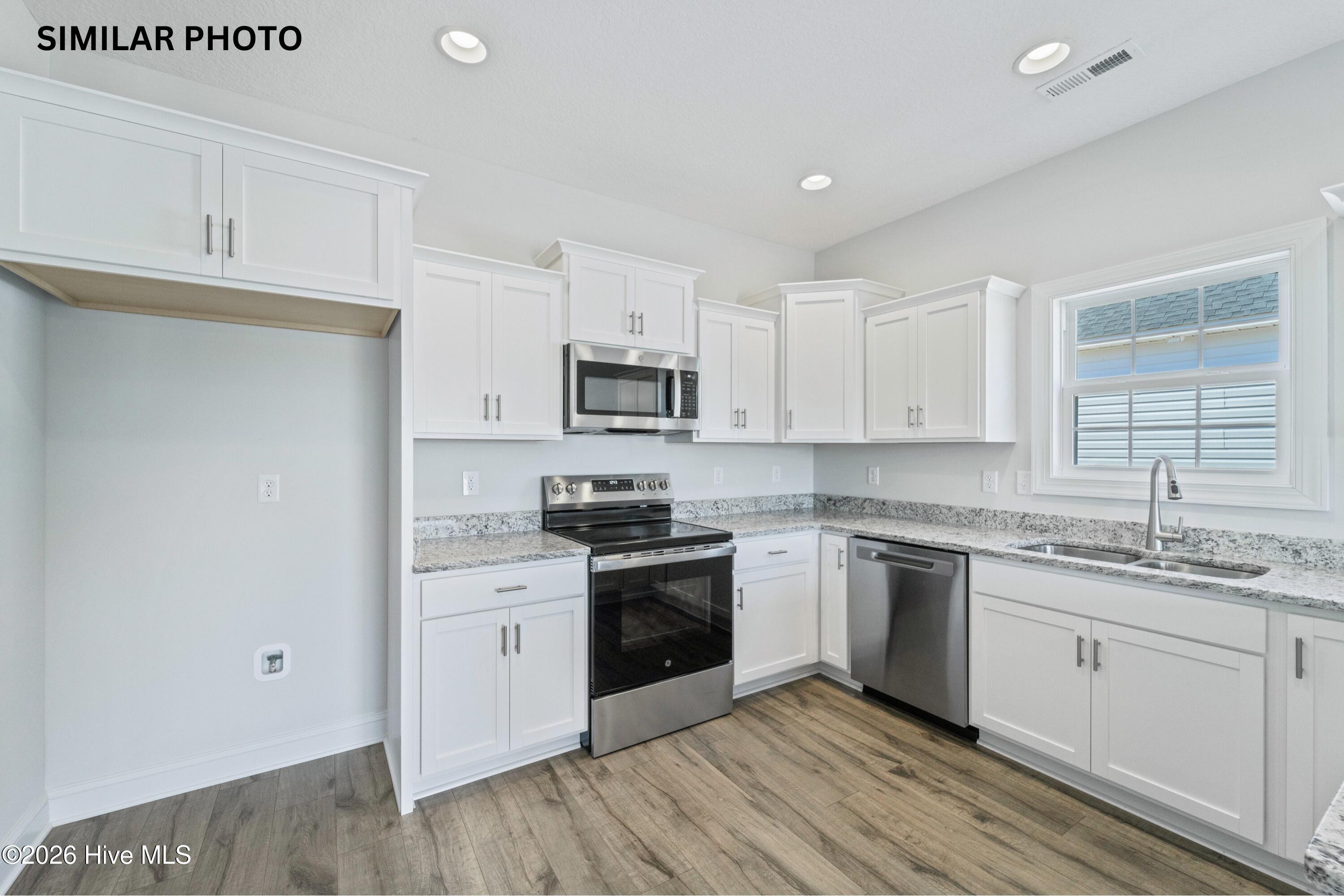202 Windsor Run Boulevard Property Photo 14