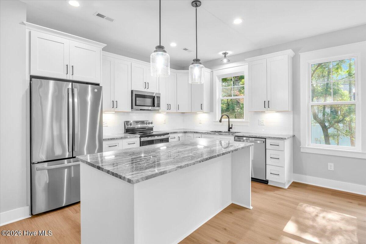 2014 Ferry Landing Drive Sw Property Photo 9