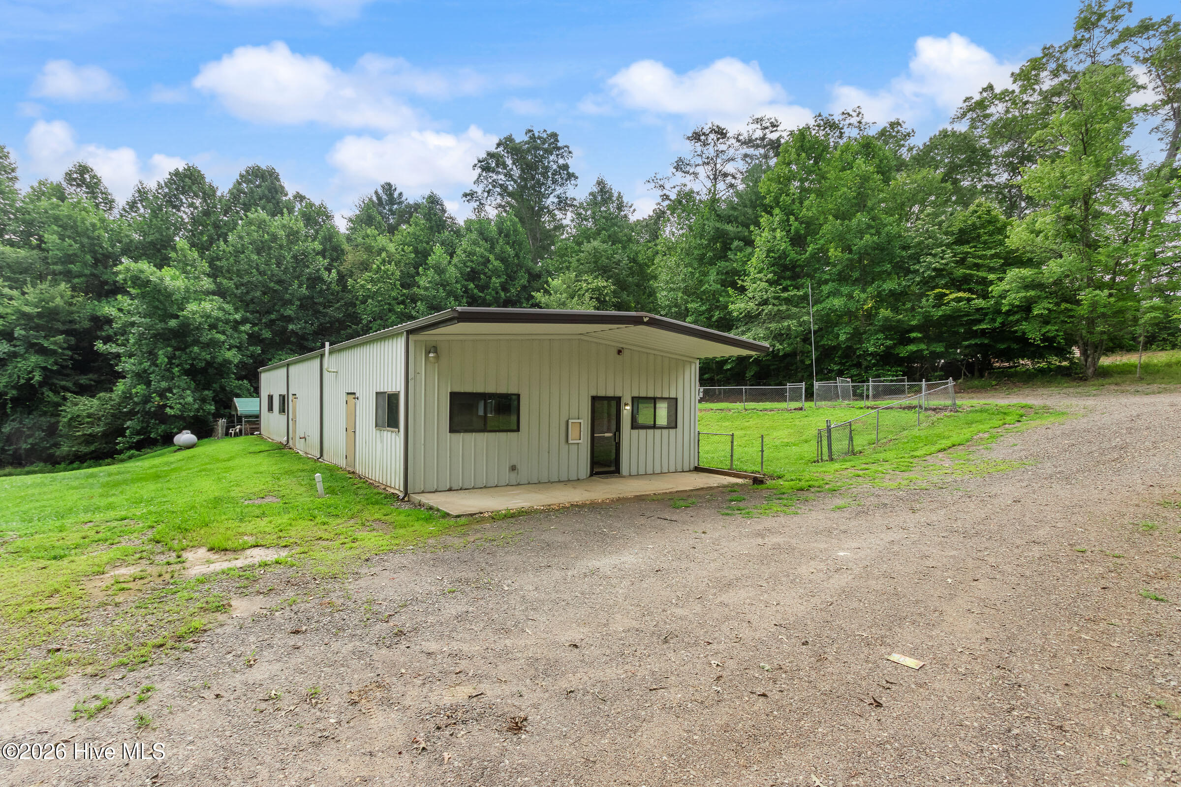125 Gold Branch Road Property Photo 1