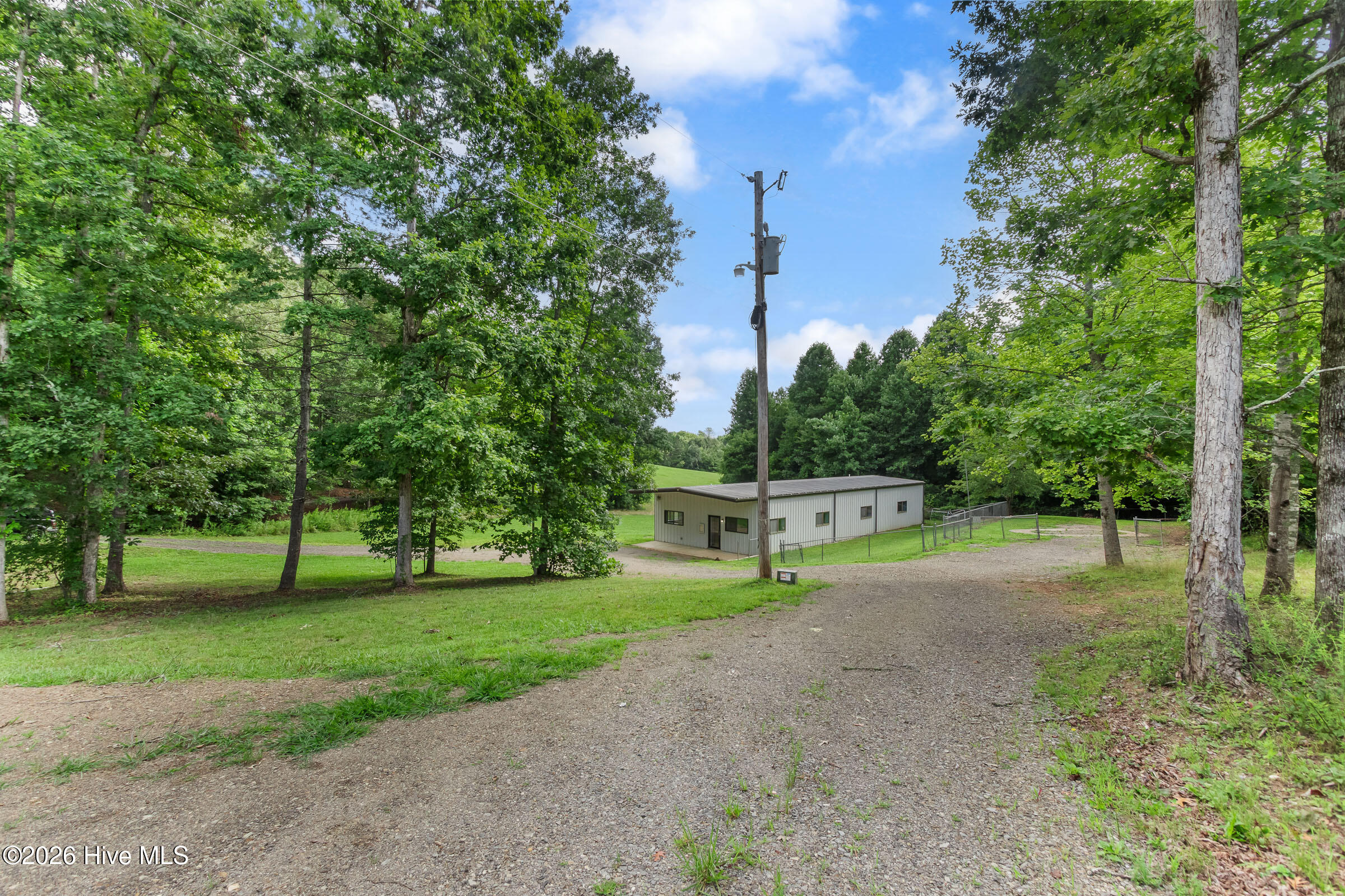 125 Gold Branch Road Property Photo 6