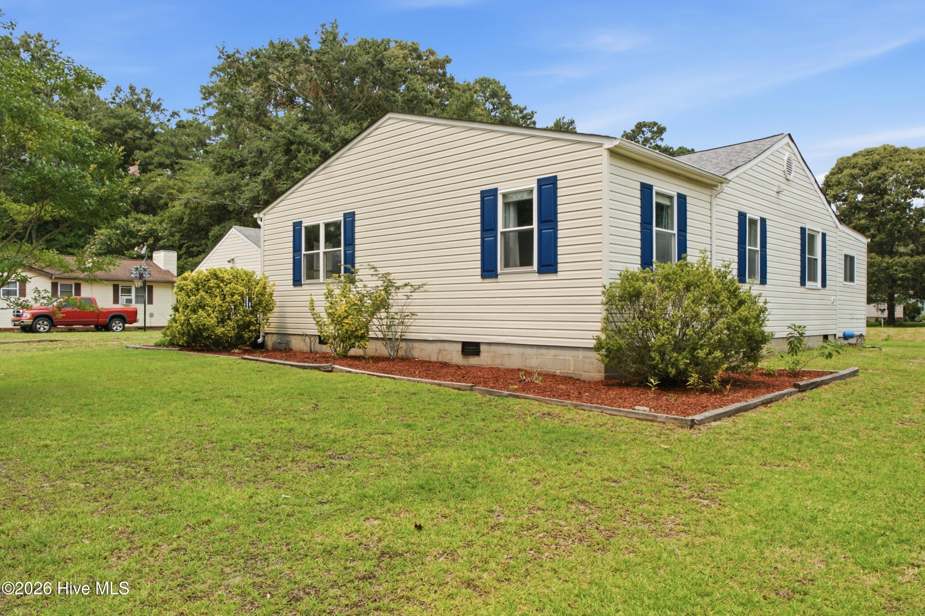213 Cherokee Trail Property Photo 6