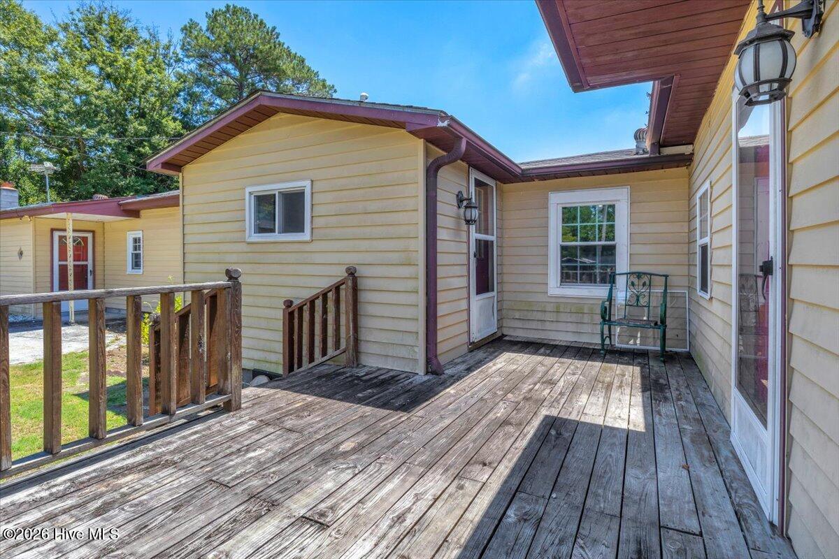 170 Loop Road Property Photo 34