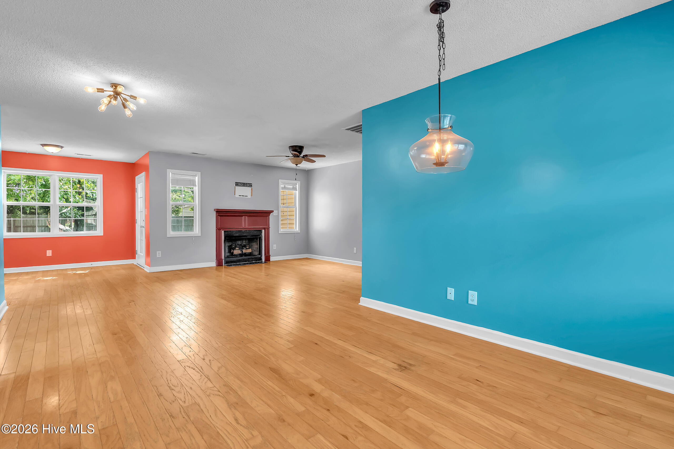 403 Arabian Lane Property Photo 15