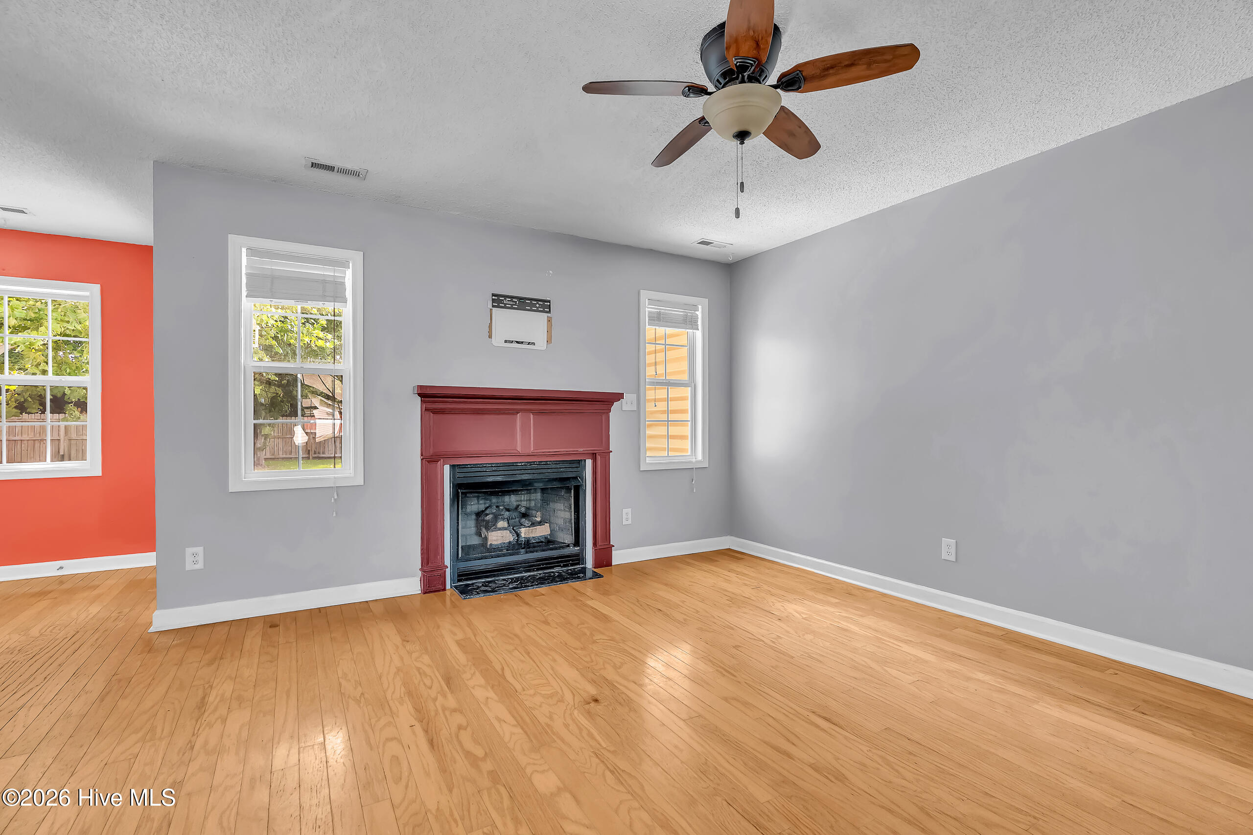 403 Arabian Lane Property Photo 17