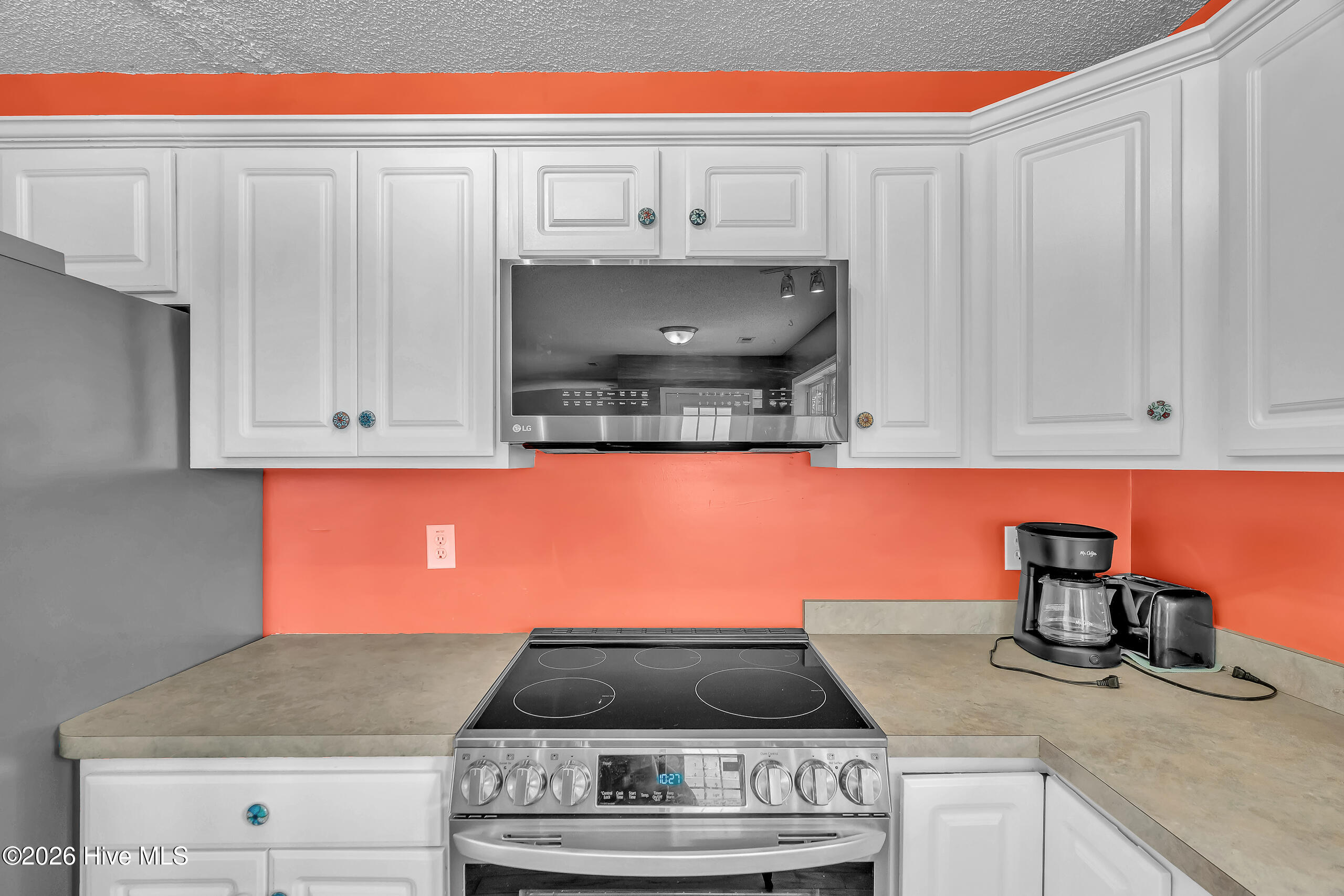 403 Arabian Lane Property Photo 26