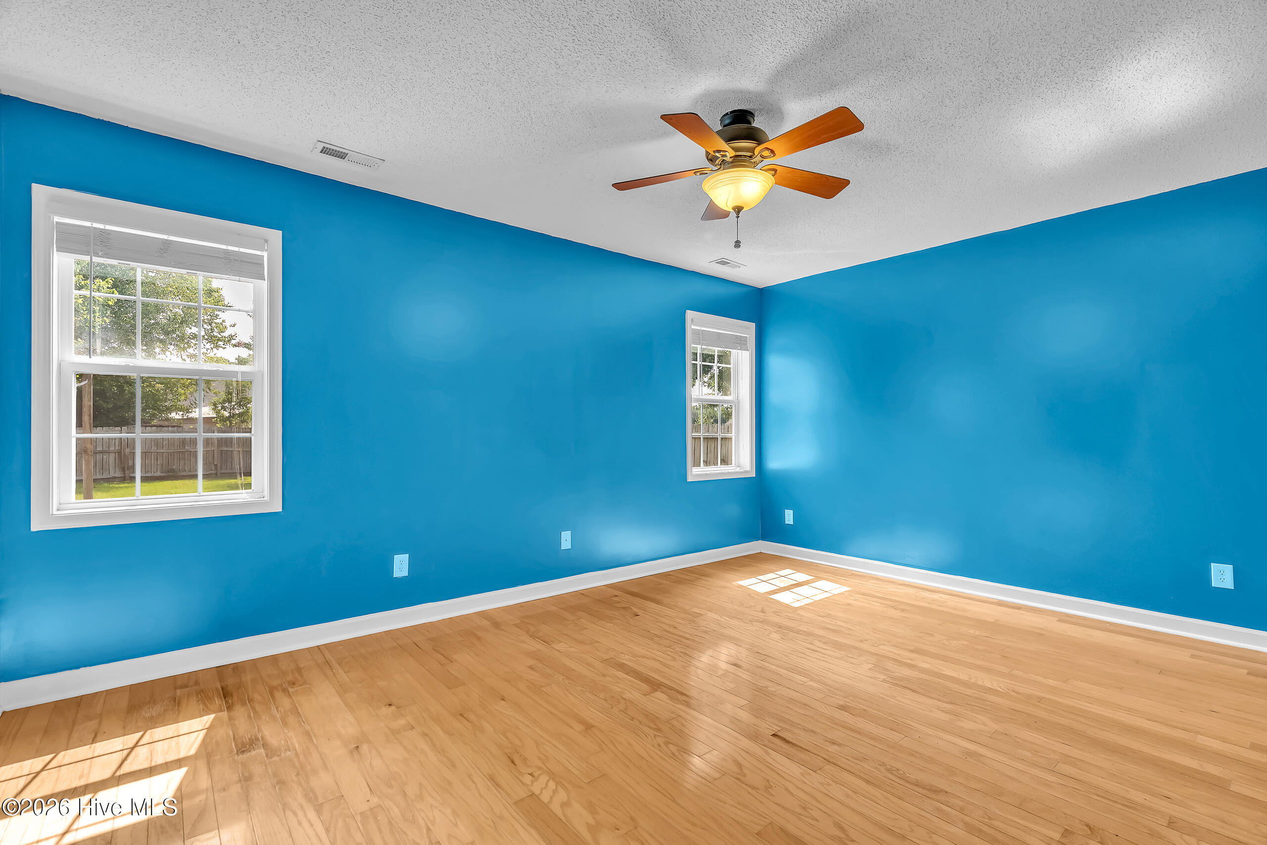 403 Arabian Lane Property Photo 33