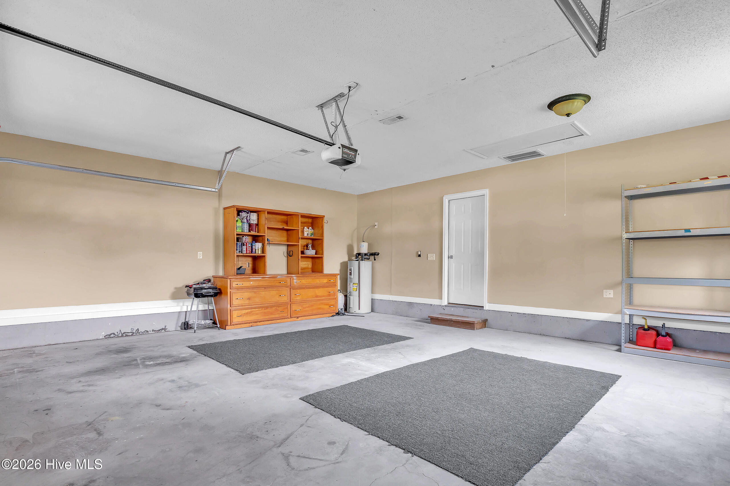 403 Arabian Lane Property Photo 40