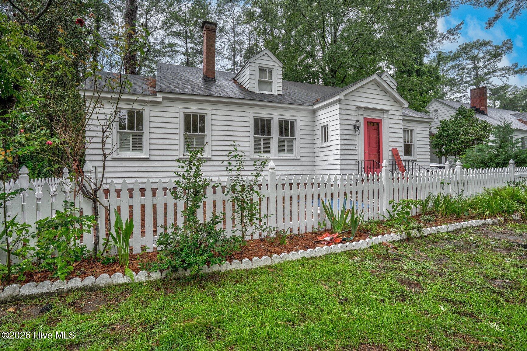 1041 Lafayette Avenue Property Photo 3