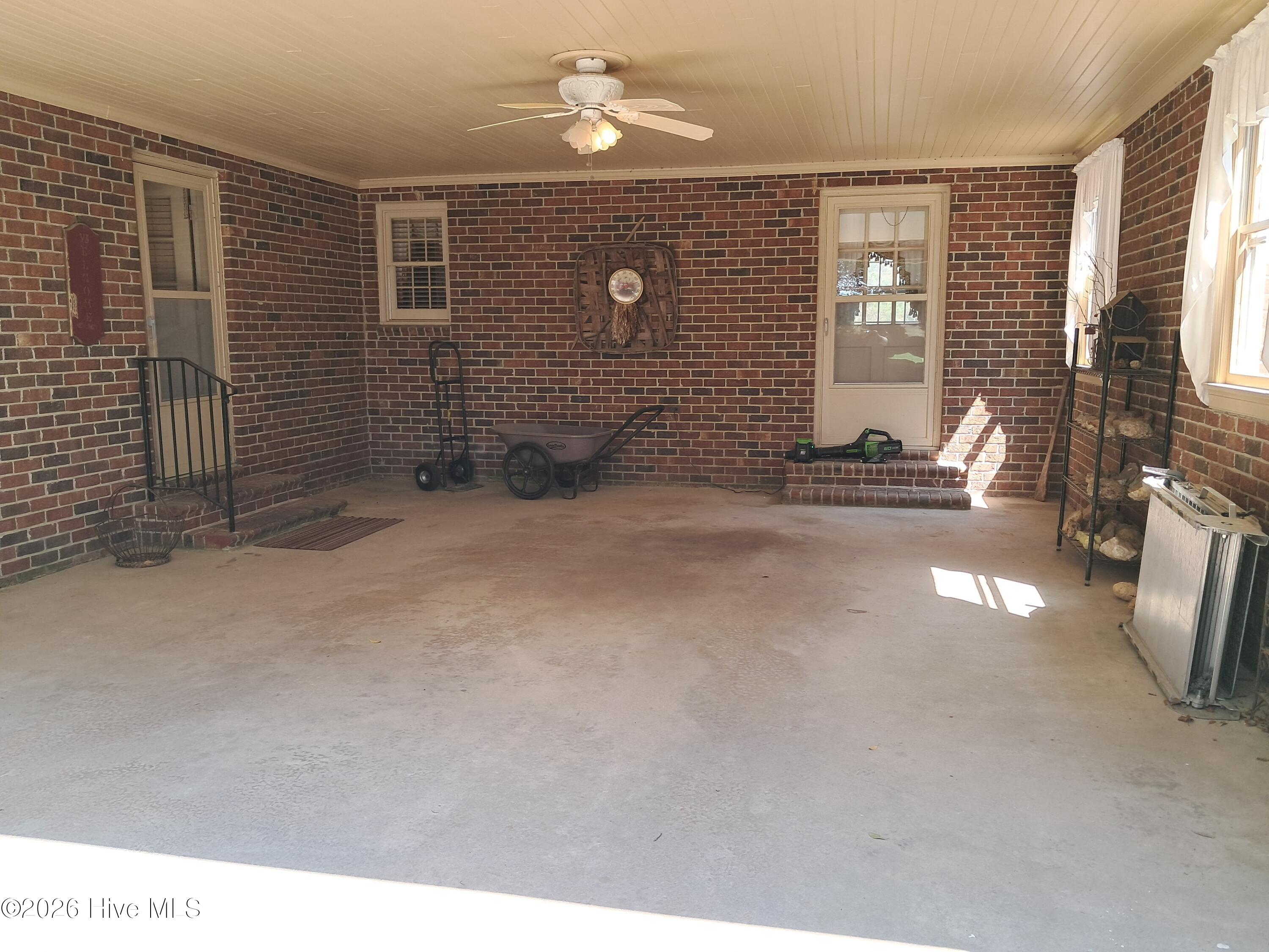 316 First Street Property Photo 33