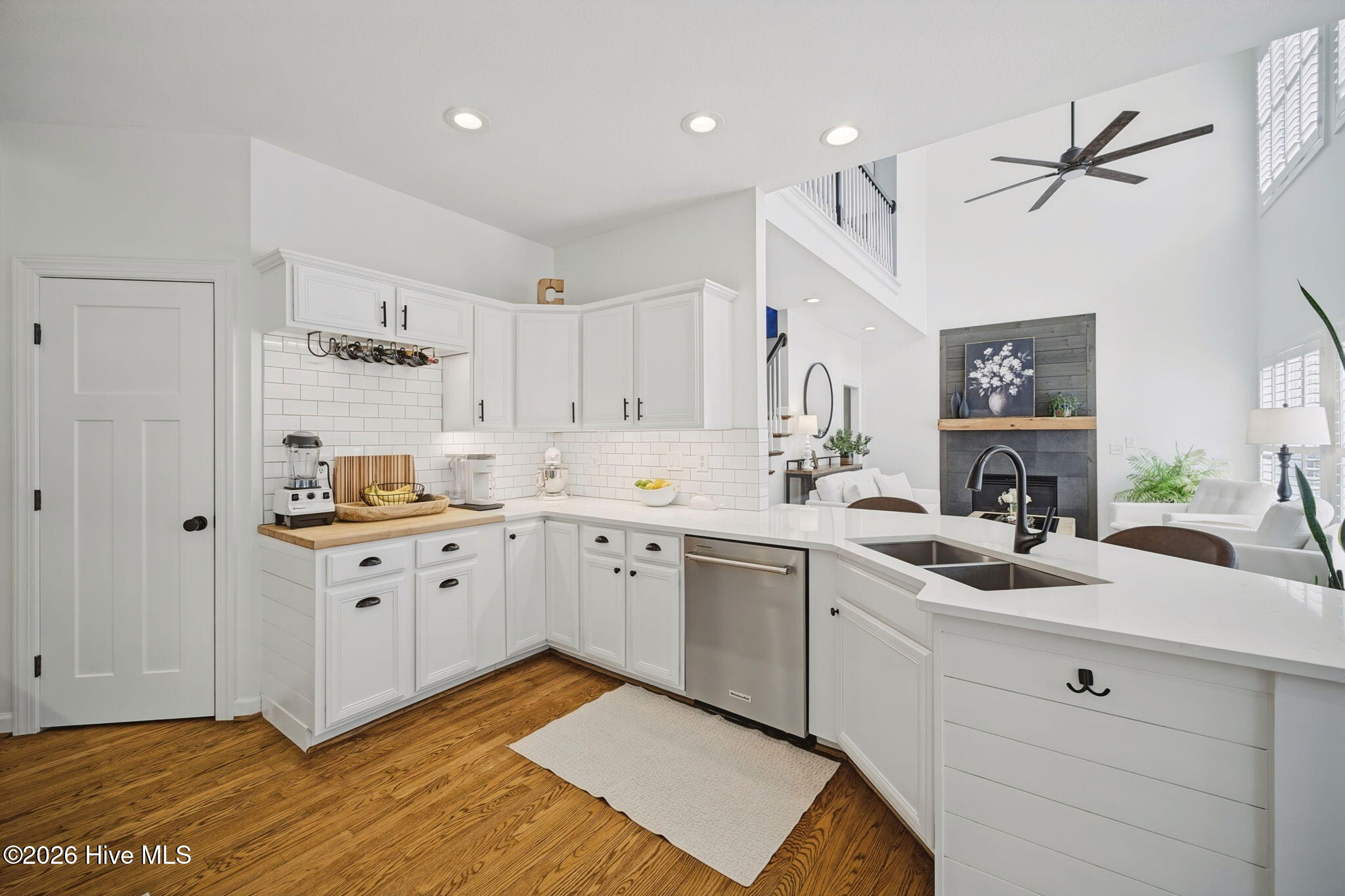 128 Mariners Way Property Photo 14