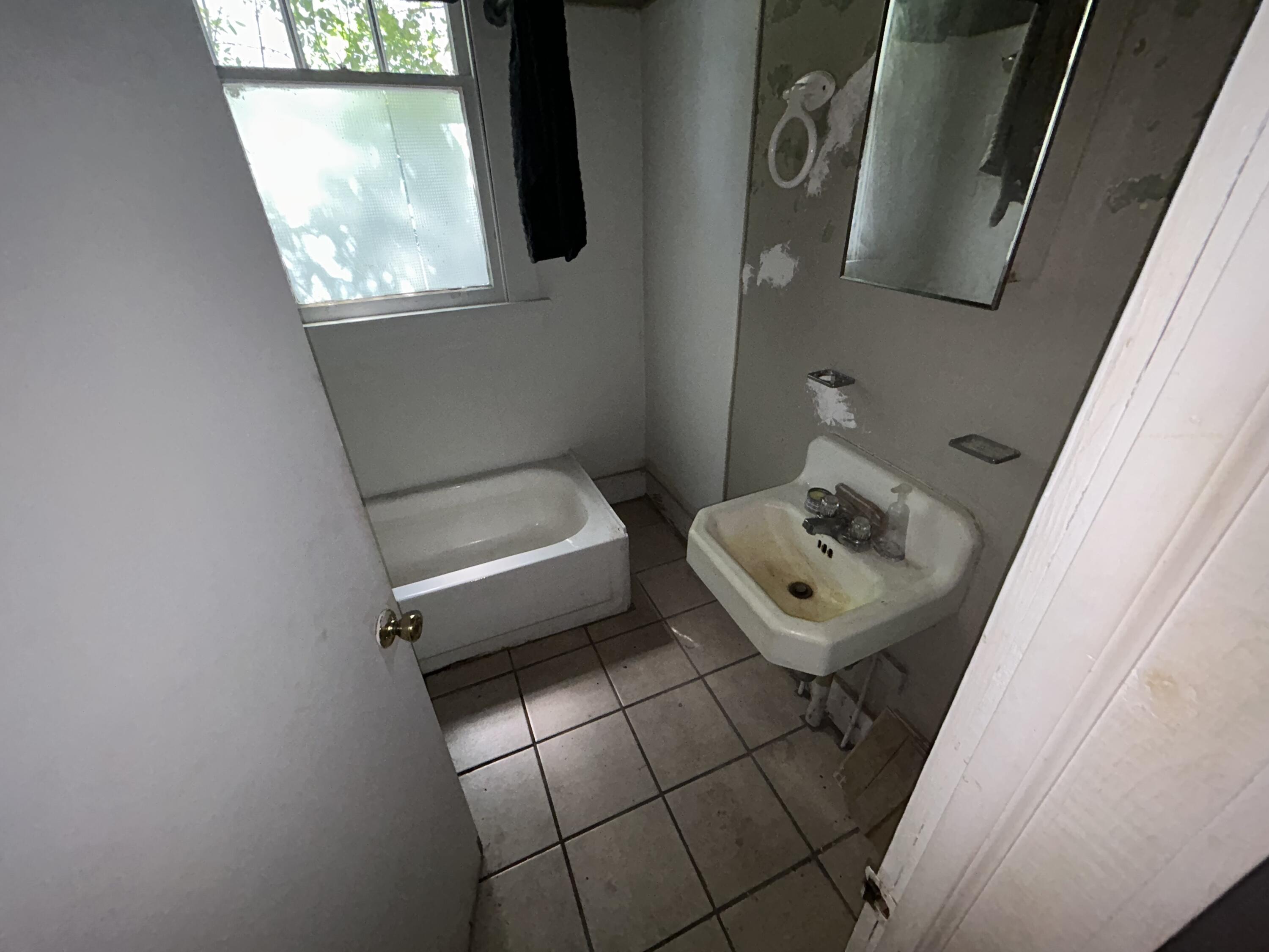 2144 Central Avenue Property Photo 5