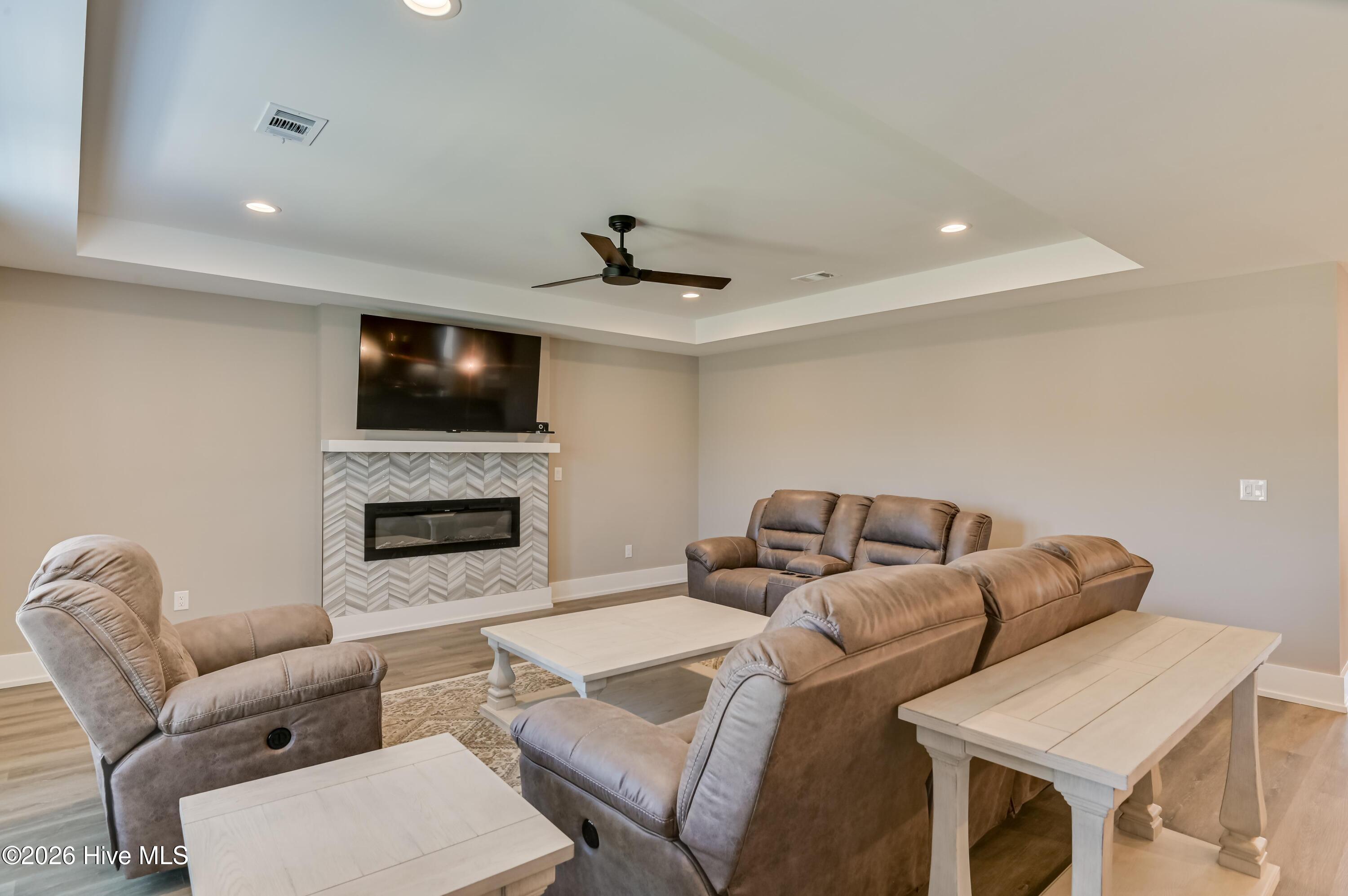 2382 Bundoran Drive Property Photo 3