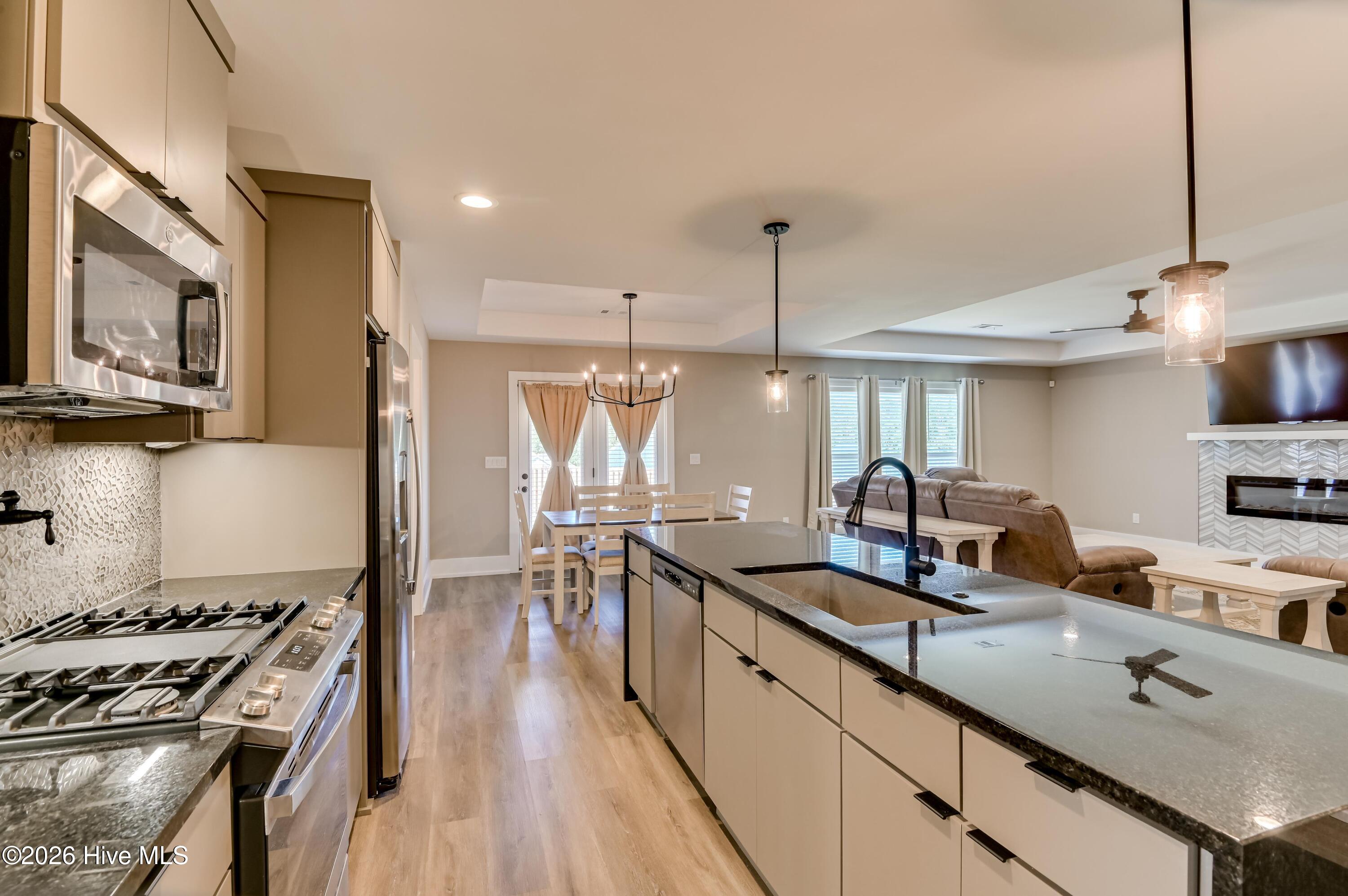 2382 Bundoran Drive Property Photo 8