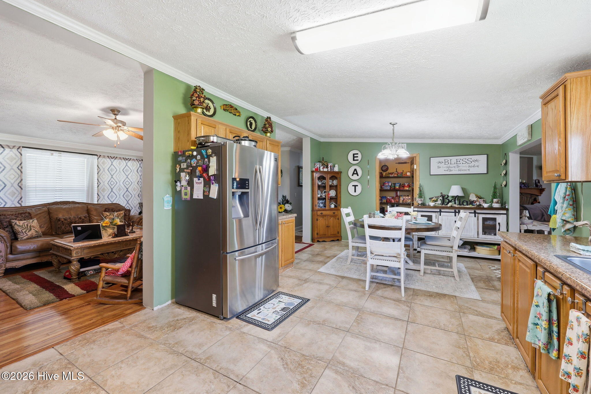 1325 Elizabeth Lane Property Photo 14