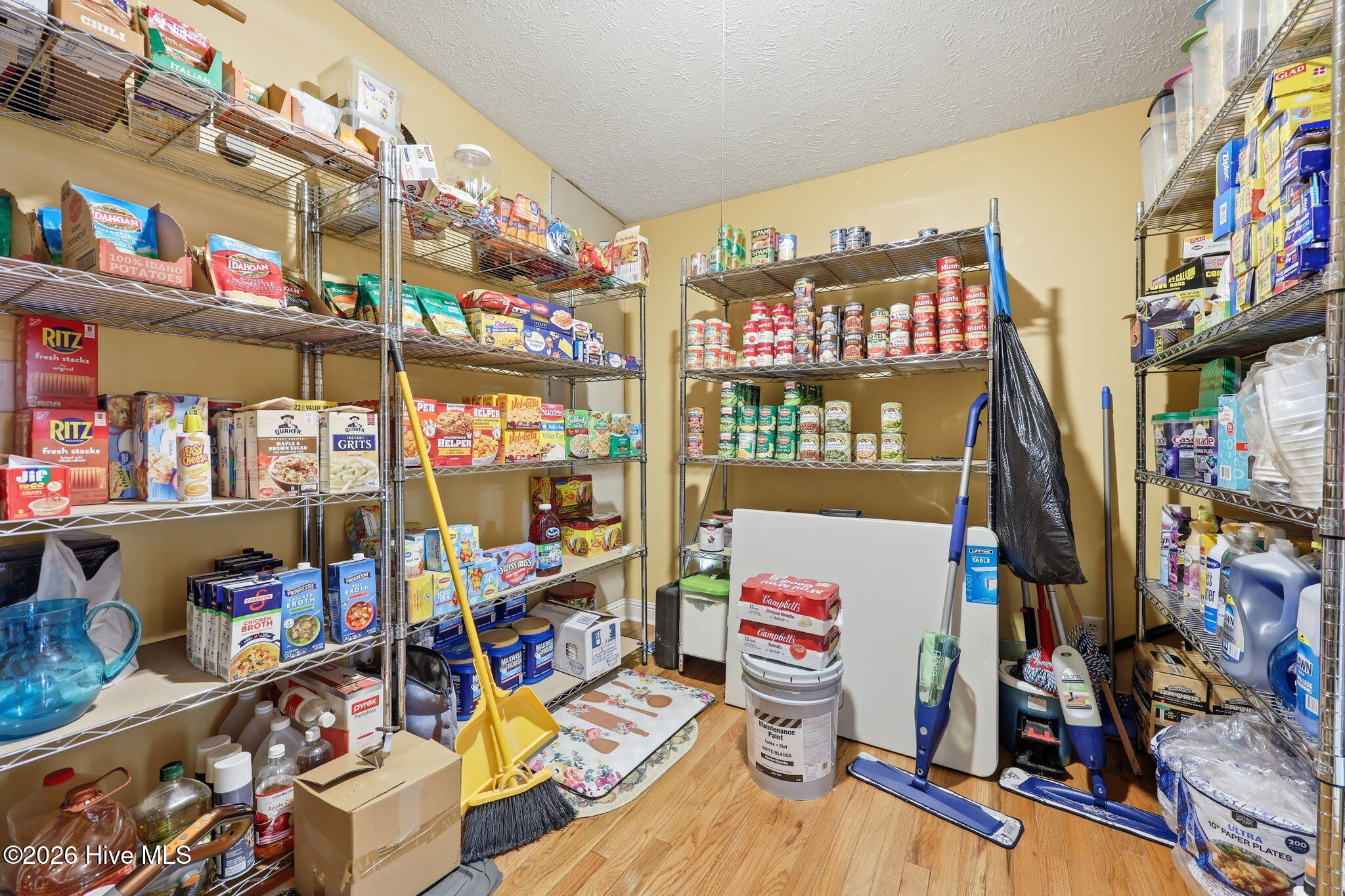 1325 Elizabeth Lane Property Photo 15