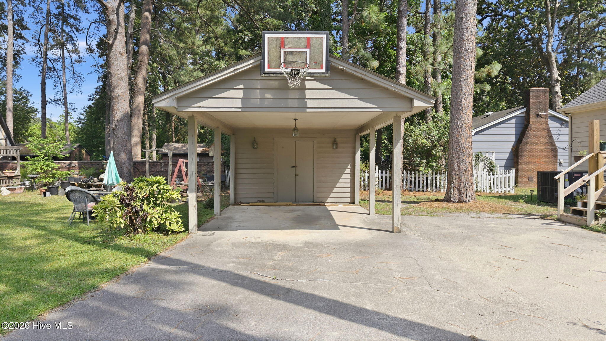 242 Clifton Road Property Photo 8
