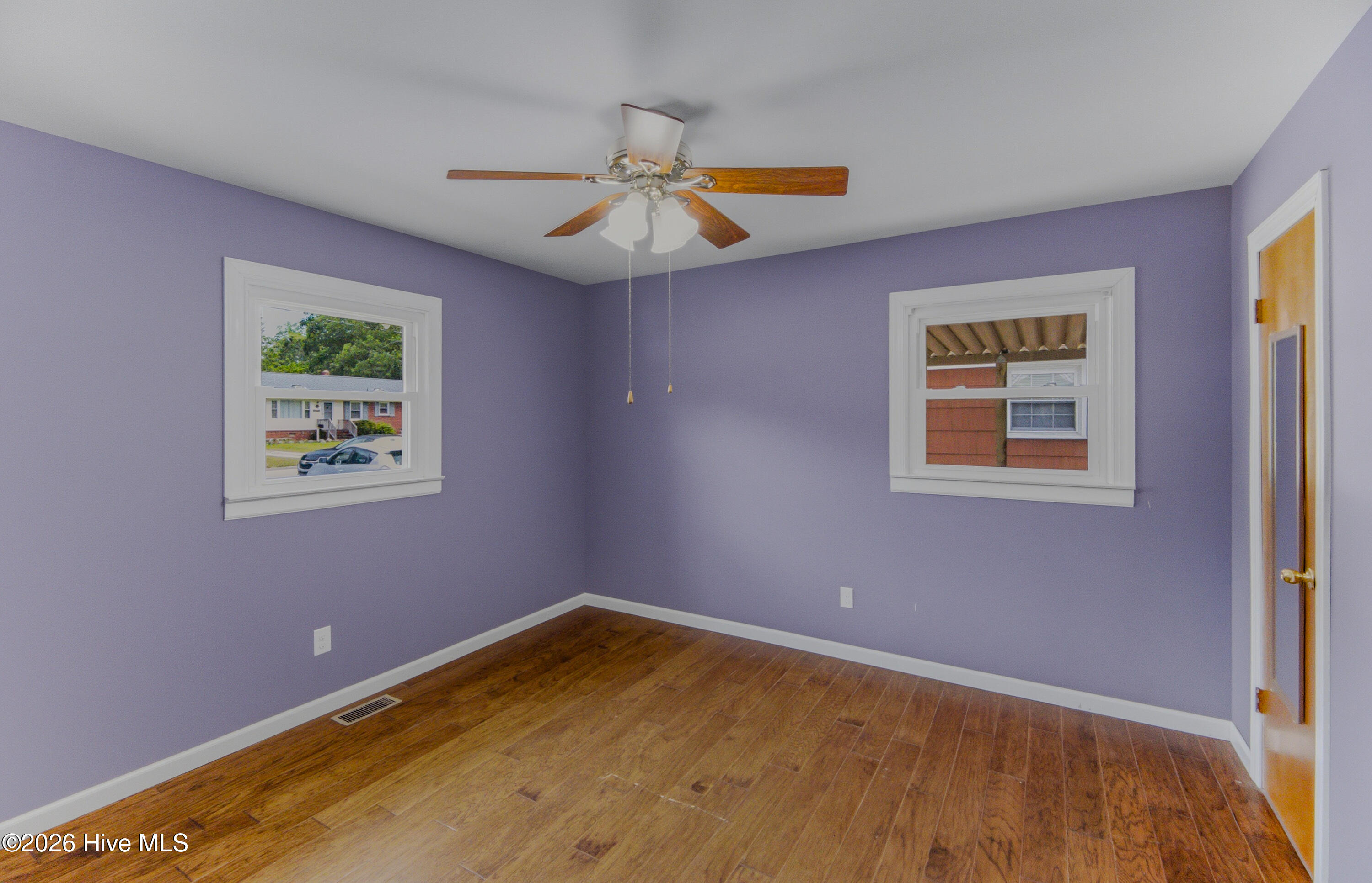 312 White Oak Street Property Photo 10